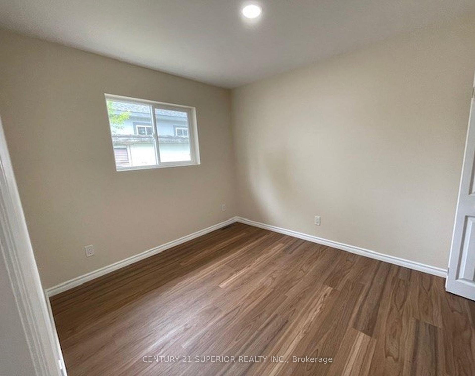 Photo 22 of 621 Dease Street, Thunder Bay, McKeller Park — HOMEH