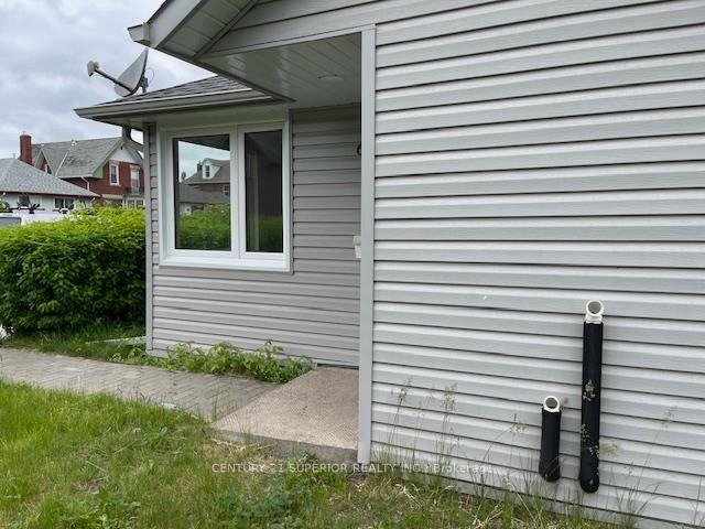Photo 39 of 621 Dease Street, Thunder Bay, McKeller Park — HOMEH