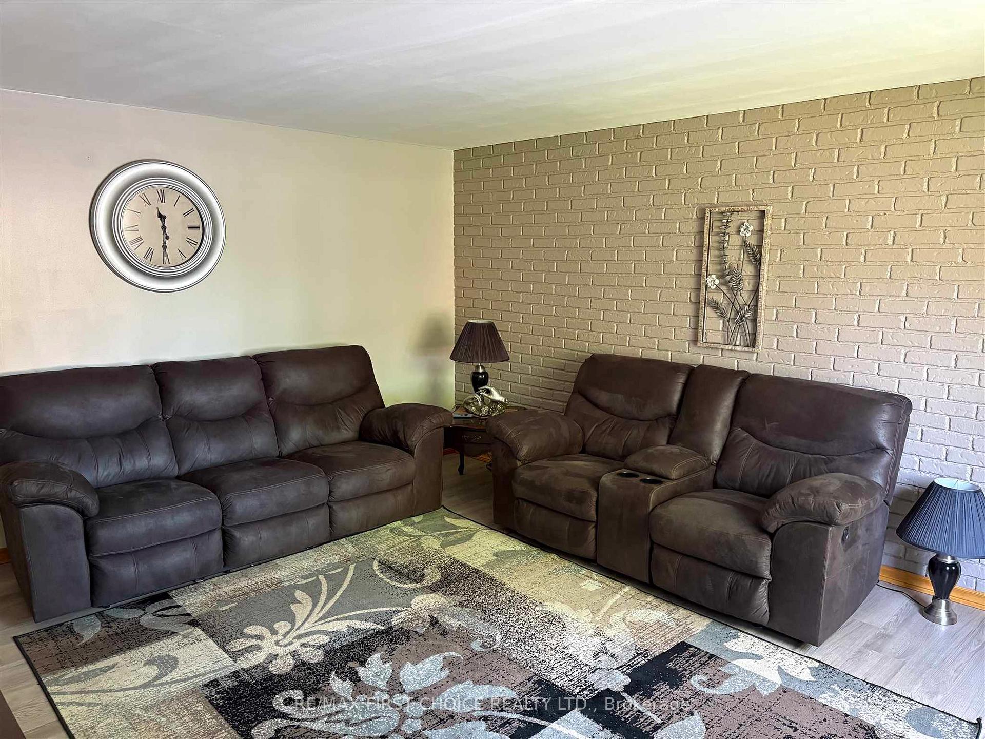 Photo 7 of 150 Penfold Street N, Thunder Bay, Shuniah — HOMEH