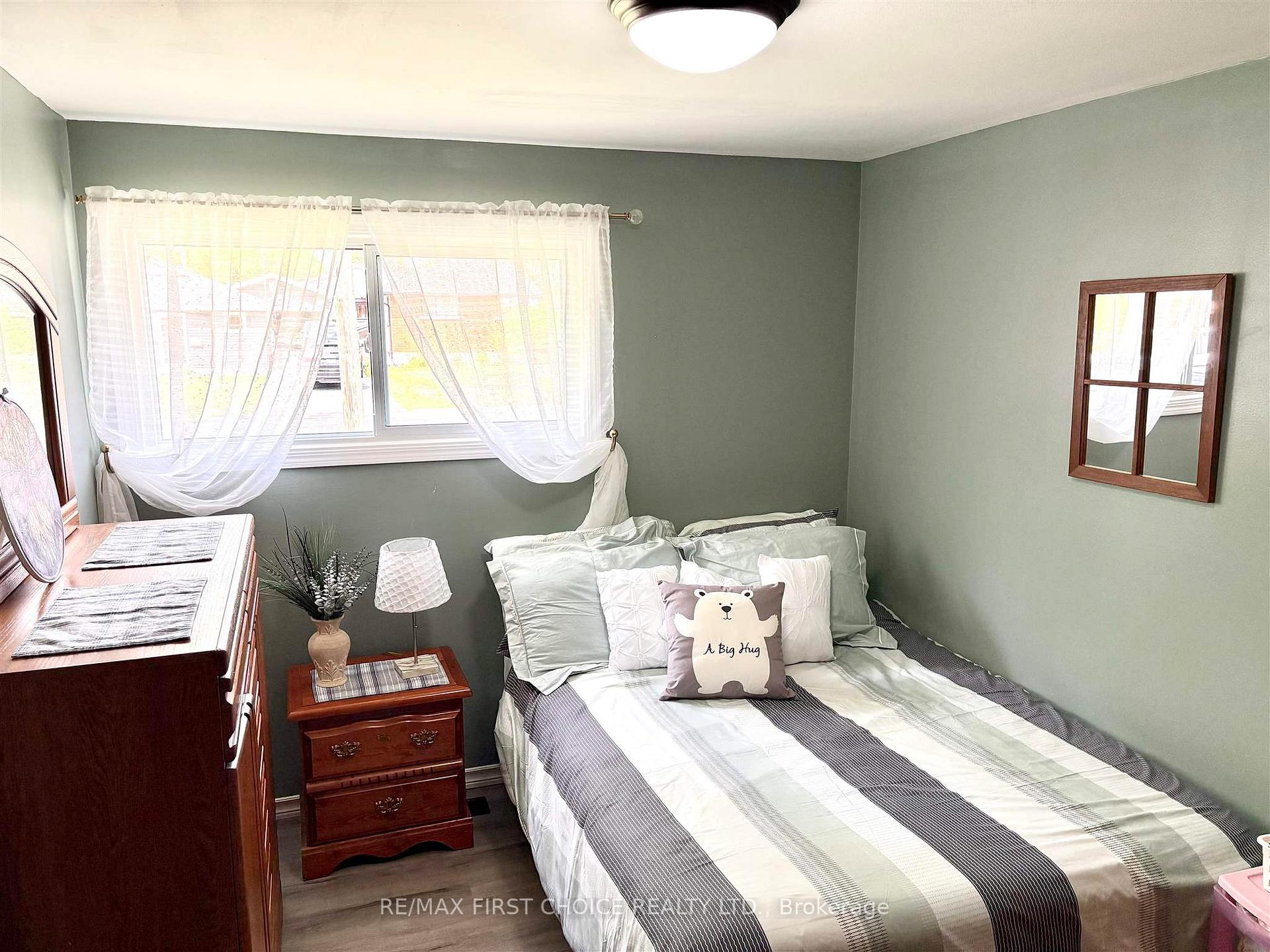 Photo 17 of 150 Penfold Street N, Thunder Bay, Shuniah — HOMEH