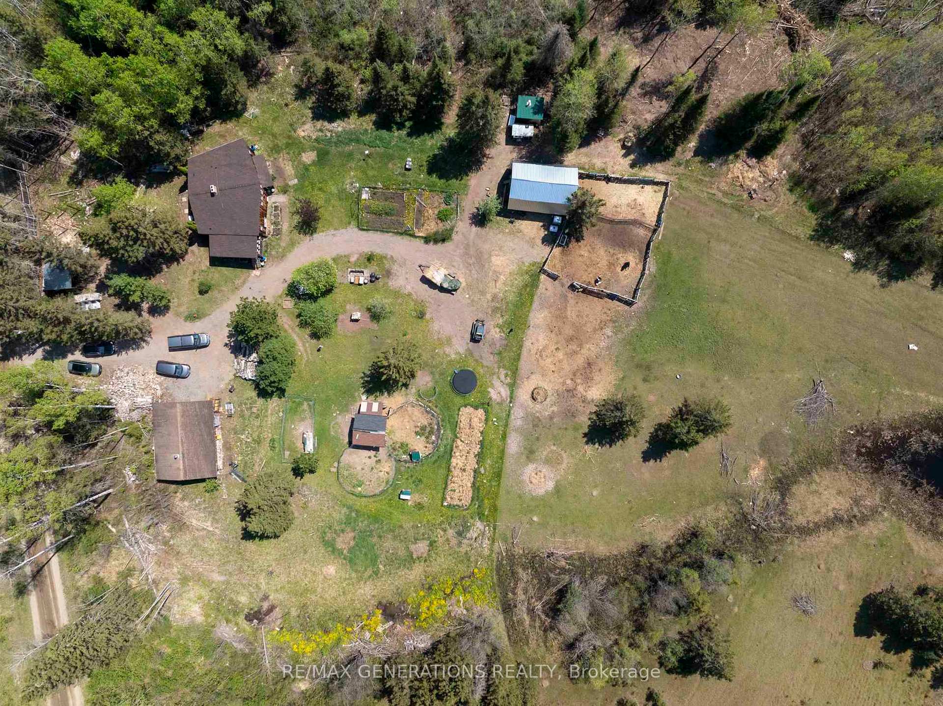 Photo 12 of 493 Niemi Road, Thunder Bay Remote Area, Ware — HOMEH