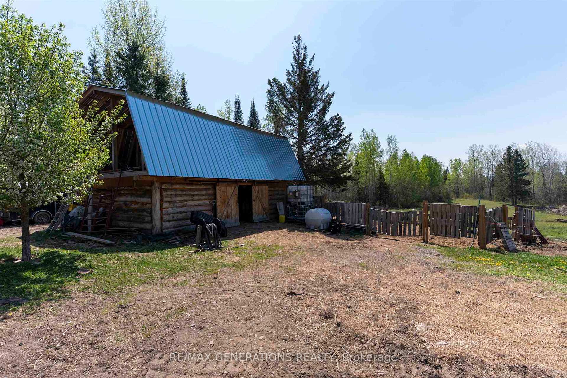 Photo 20 of 493 Niemi Road, Thunder Bay Remote Area, Ware — HOMEH