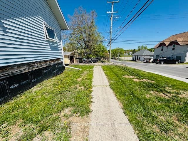 Photo 4 of 112 Seventh Ave S, Kenora, Central — HOMEH