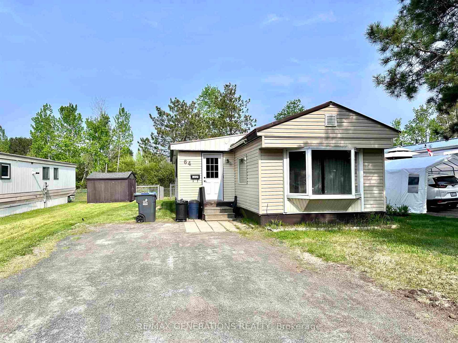 Photo 1 of 64 Taylor Drive, Thunder Bay, Rosslyn Road — HOMEH
