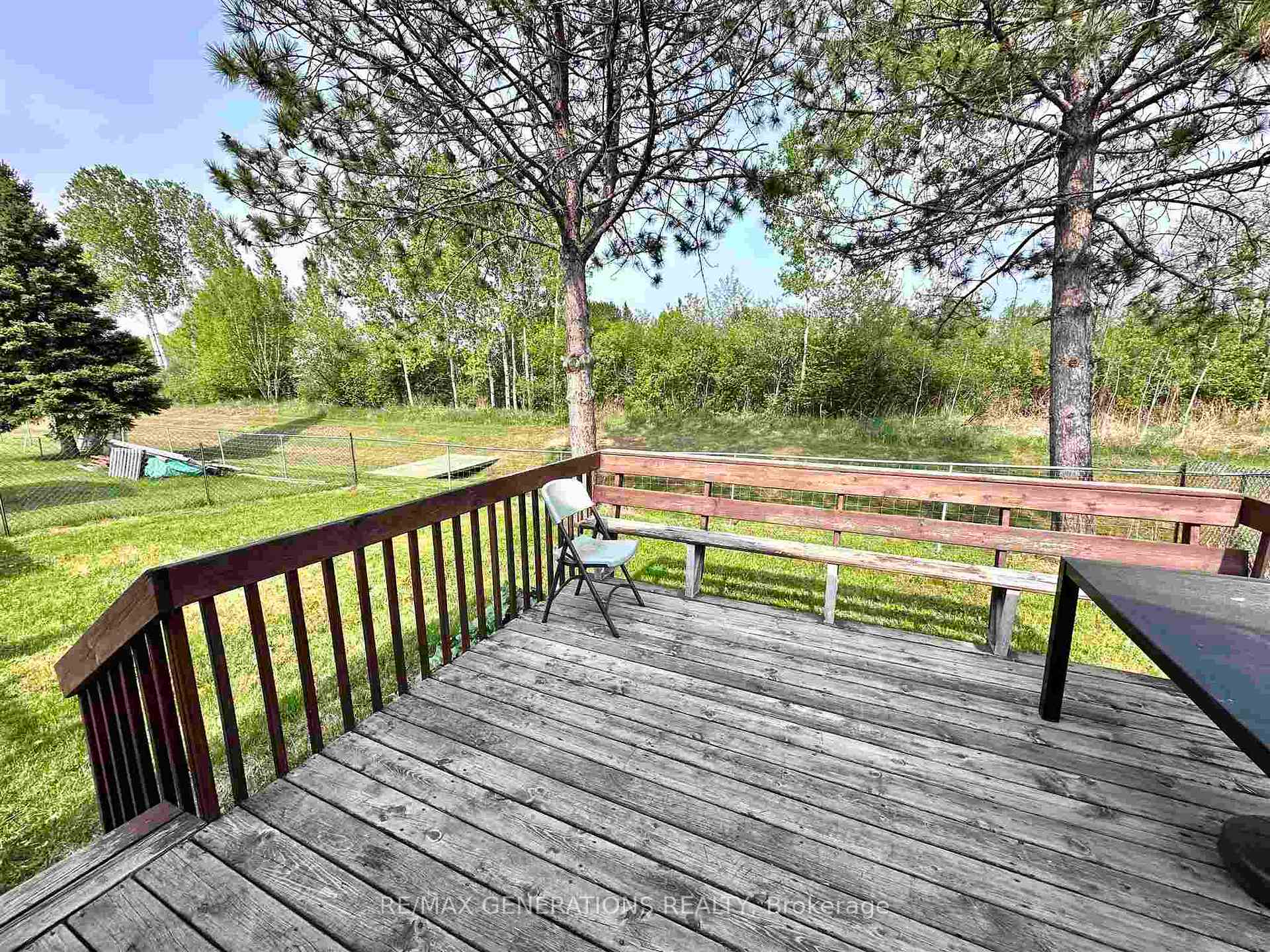 Photo 7 of 64 Taylor Drive, Thunder Bay, Rosslyn Road — HOMEH