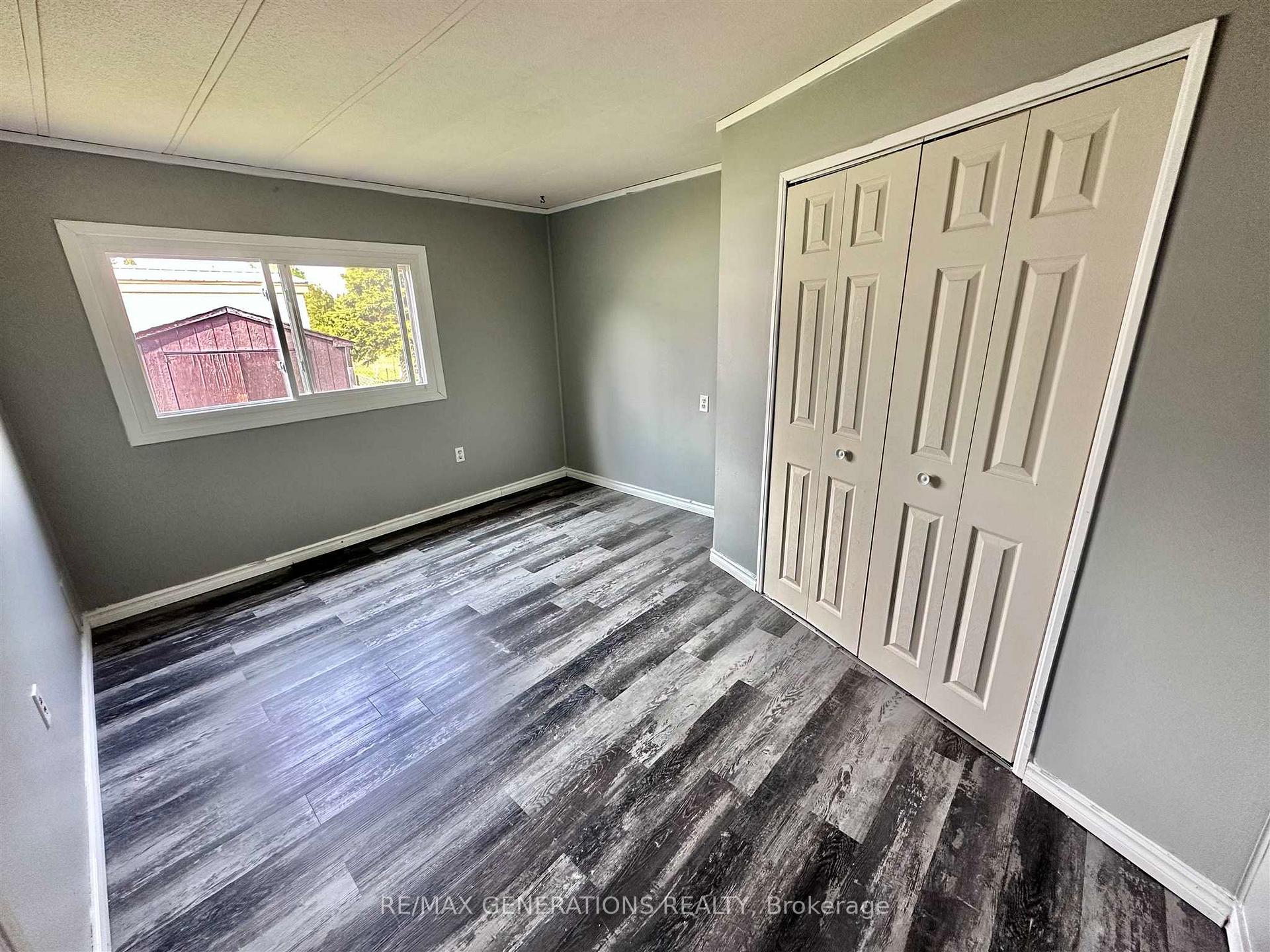 Photo 18 of 64 Taylor Drive, Thunder Bay, Rosslyn Road — HOMEH