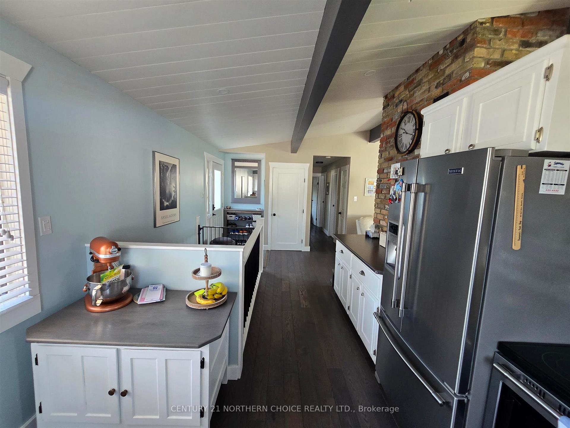 Photo 14 of 1517 Valley Drive, Kenora, Donkirk Heights — HOMEH