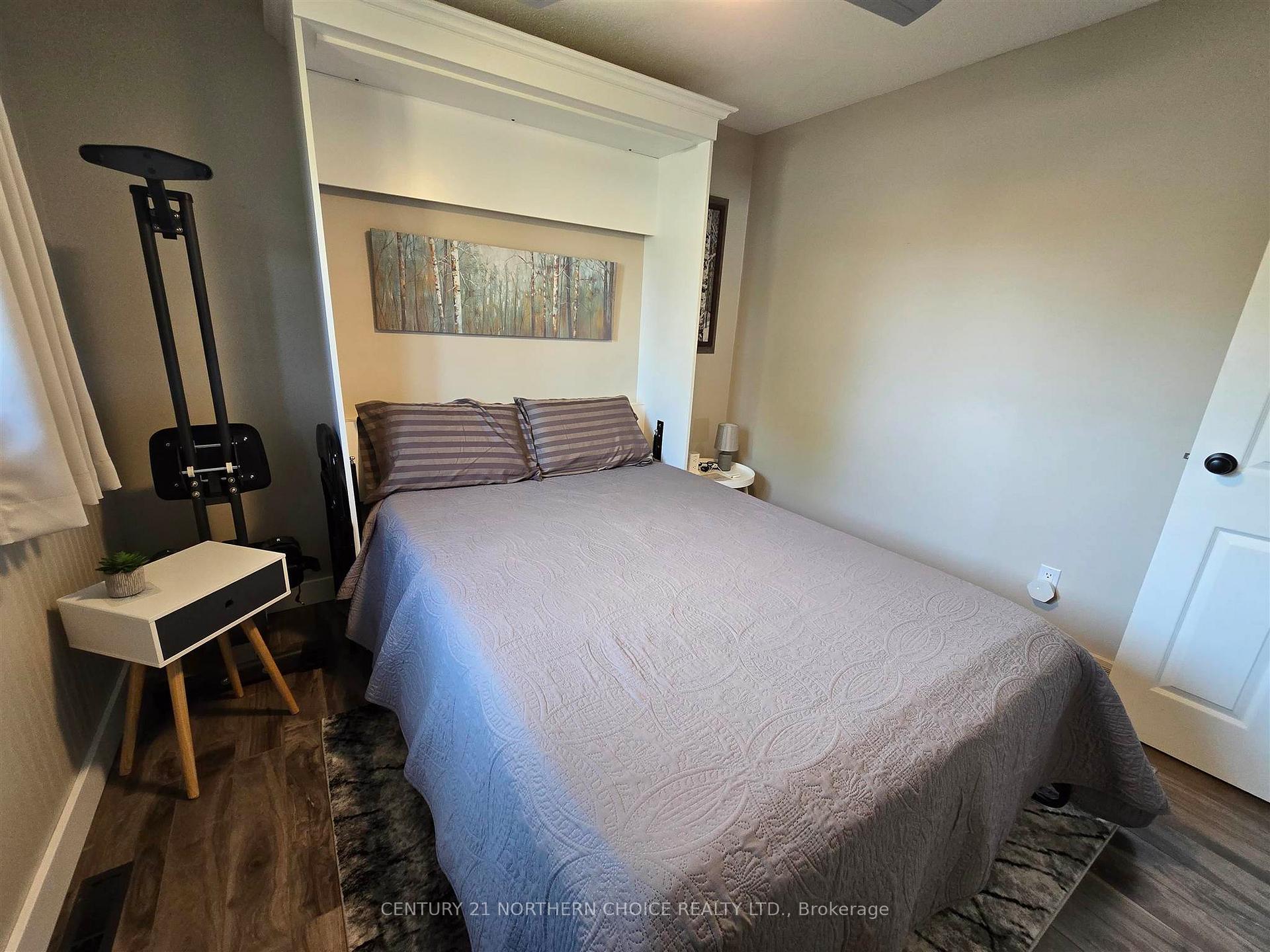 Photo 28 of 1517 Valley Drive, Kenora, Donkirk Heights — HOMEH