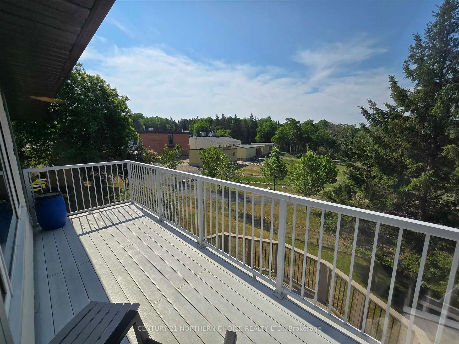 Photo 44 of 1517 Valley Drive, Kenora, Donkirk Heights — HOMEH
