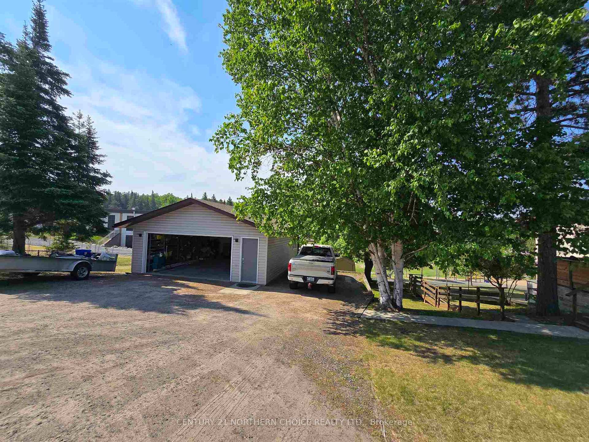 Photo 48 of 1517 Valley Drive, Kenora, Donkirk Heights — HOMEH
