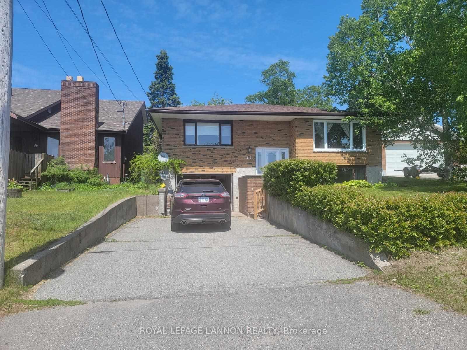 Photo 1 of 219 Bayview Street, Schreiber — HOMEH