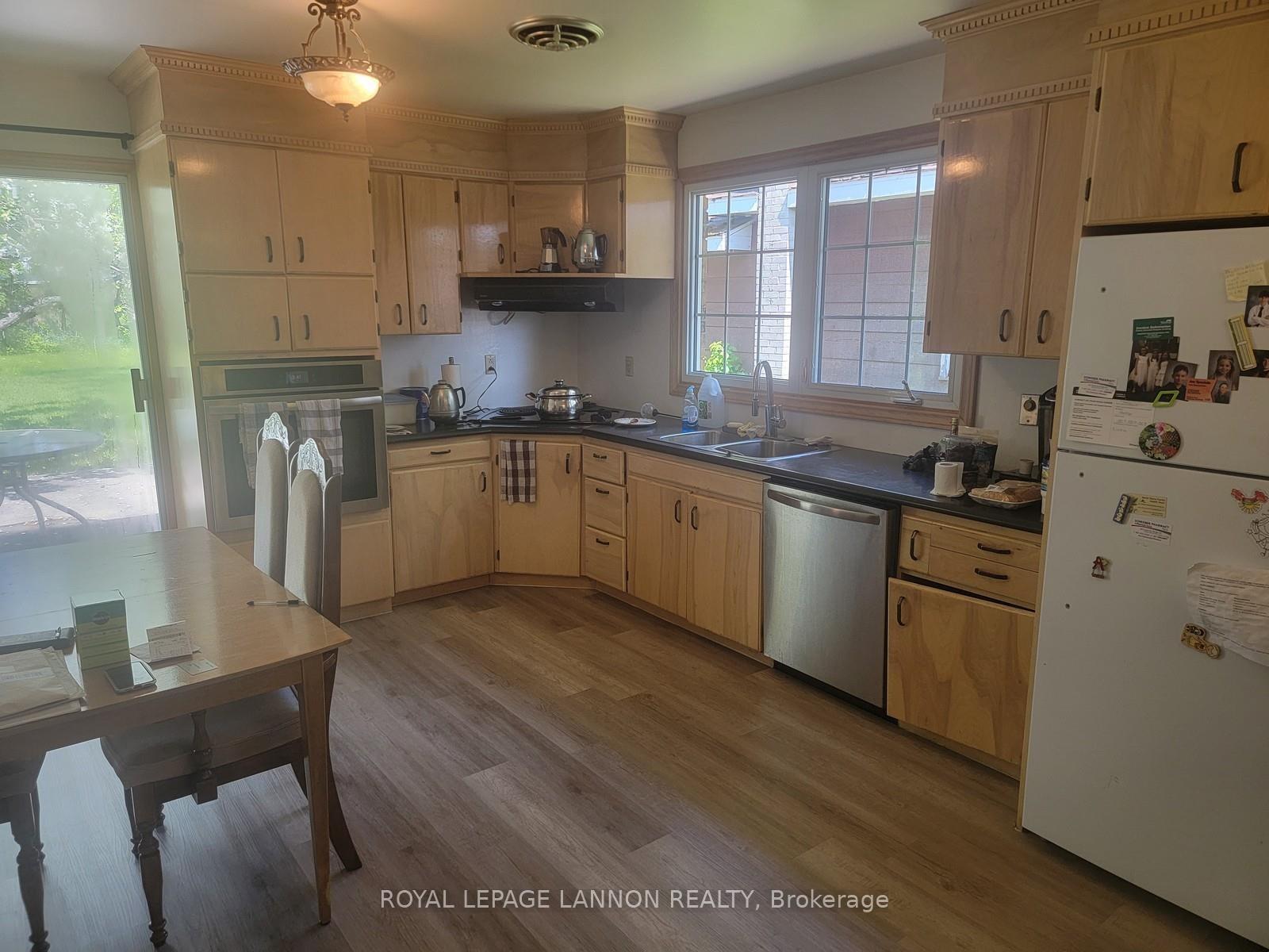 Photo 5 of 219 Bayview Street, Schreiber — HOMEH