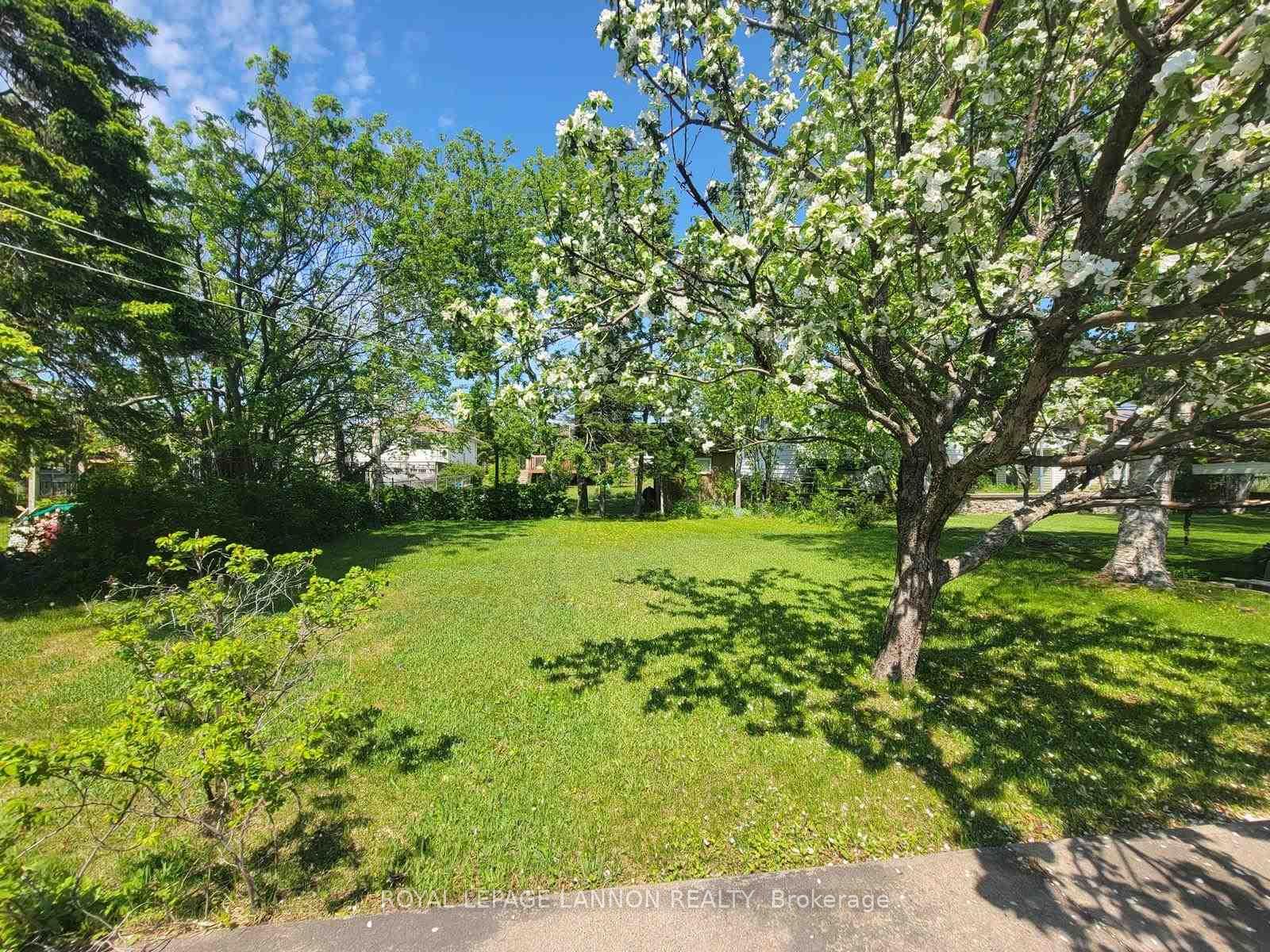 Photo 38 of 219 Bayview Street, Schreiber — HOMEH