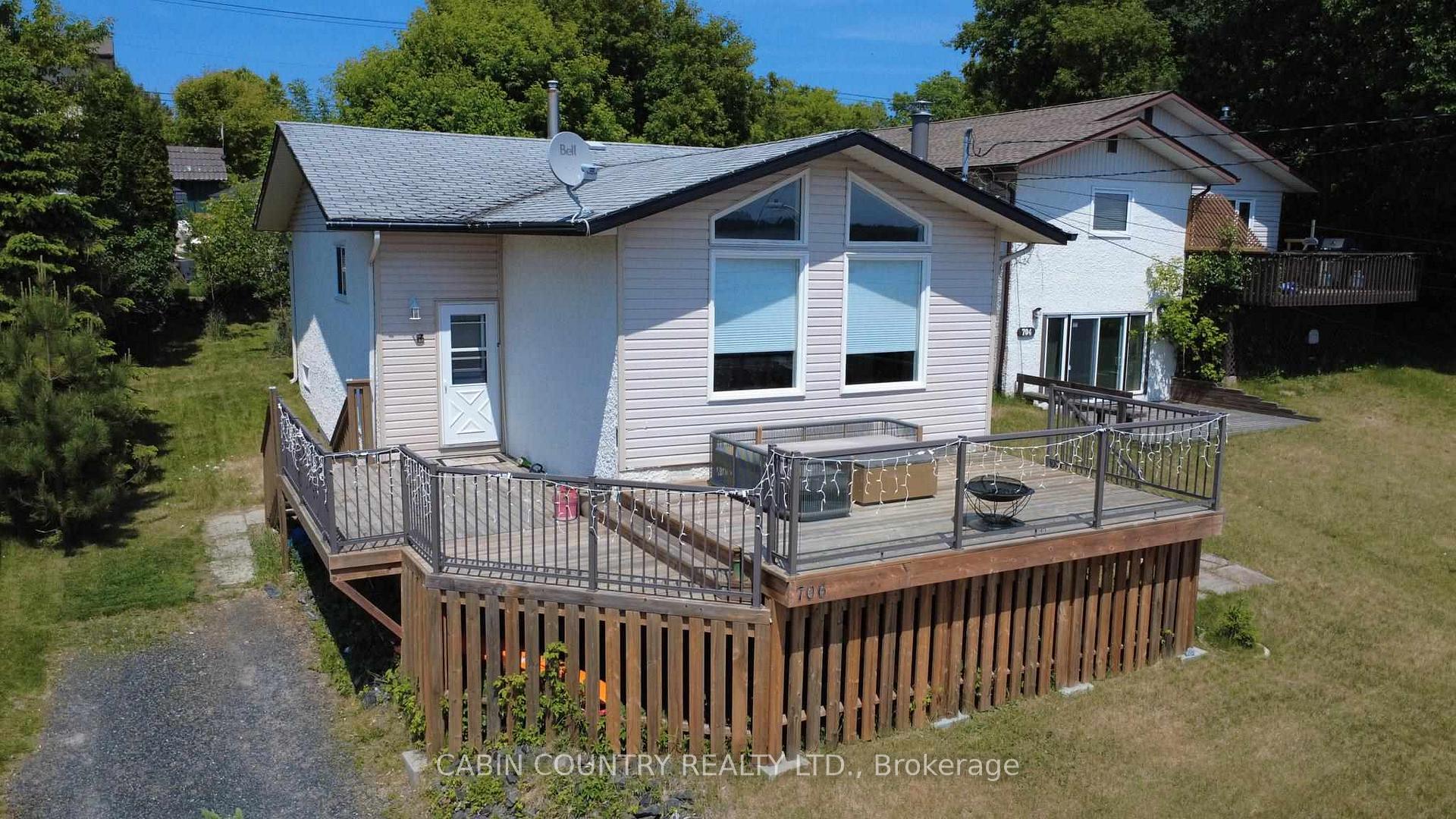 Photo 1 of 706 Beach Road, Kenora, Keewatin — HOMEH
