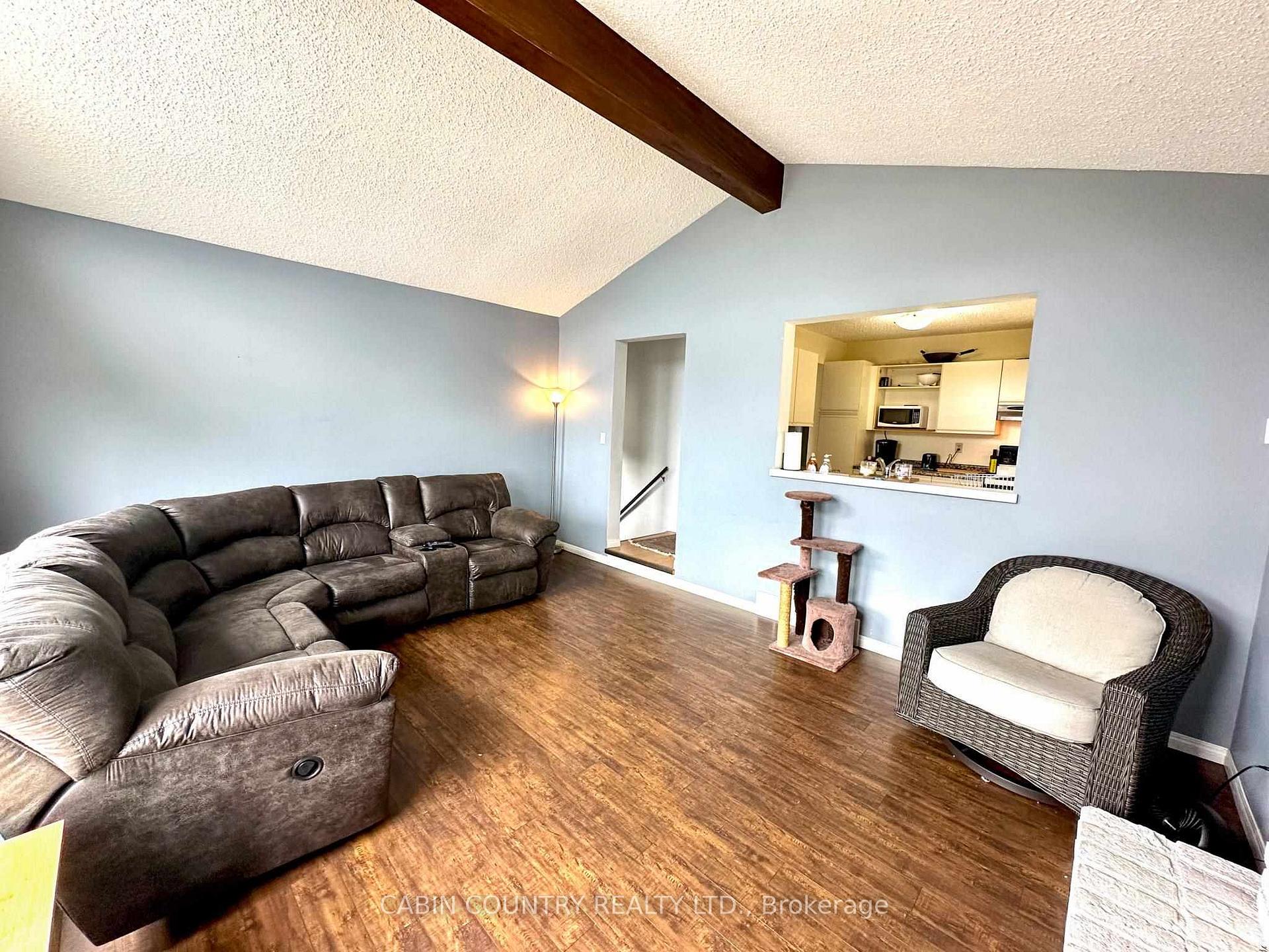 Photo 15 of 706 Beach Road, Kenora, Keewatin — HOMEH