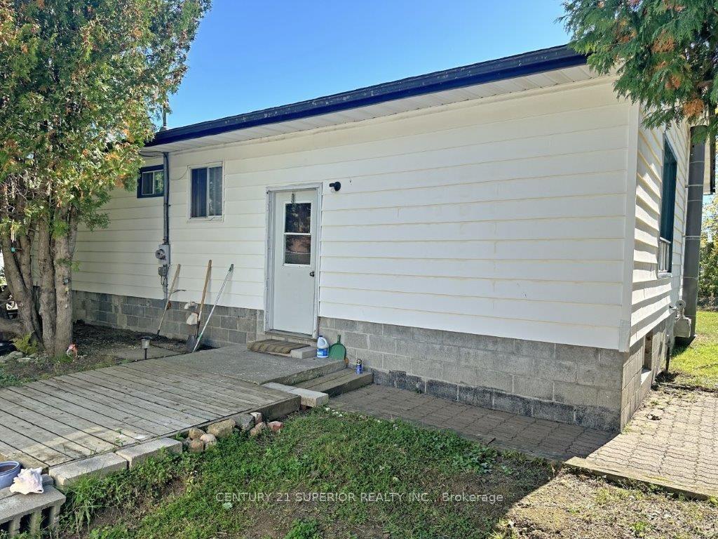 Photo 6 of 96 Front Street, Nipigon — HOMEH