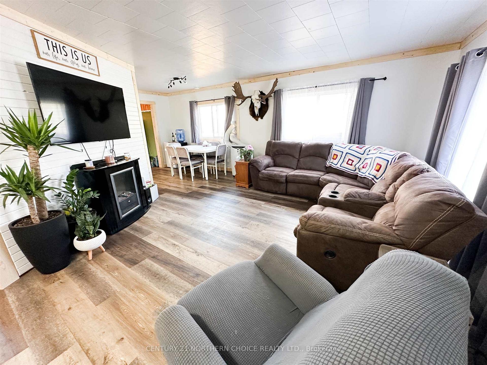 Photo 2 of 129 Detta Road, Red Lake — HOMEH
