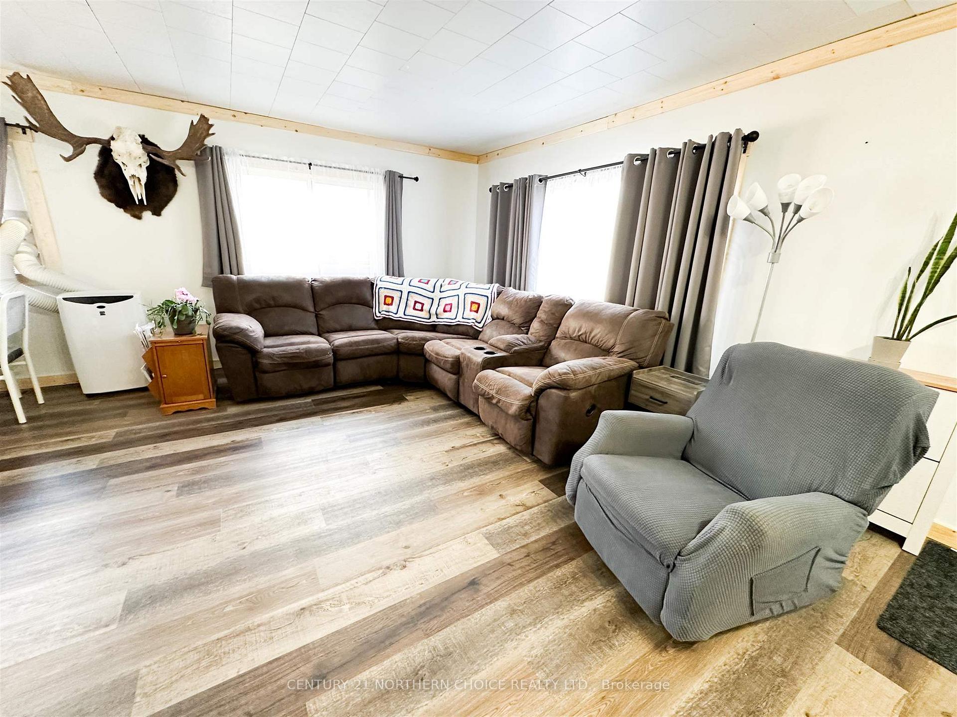 Photo 3 of 129 Detta Road, Red Lake — HOMEH