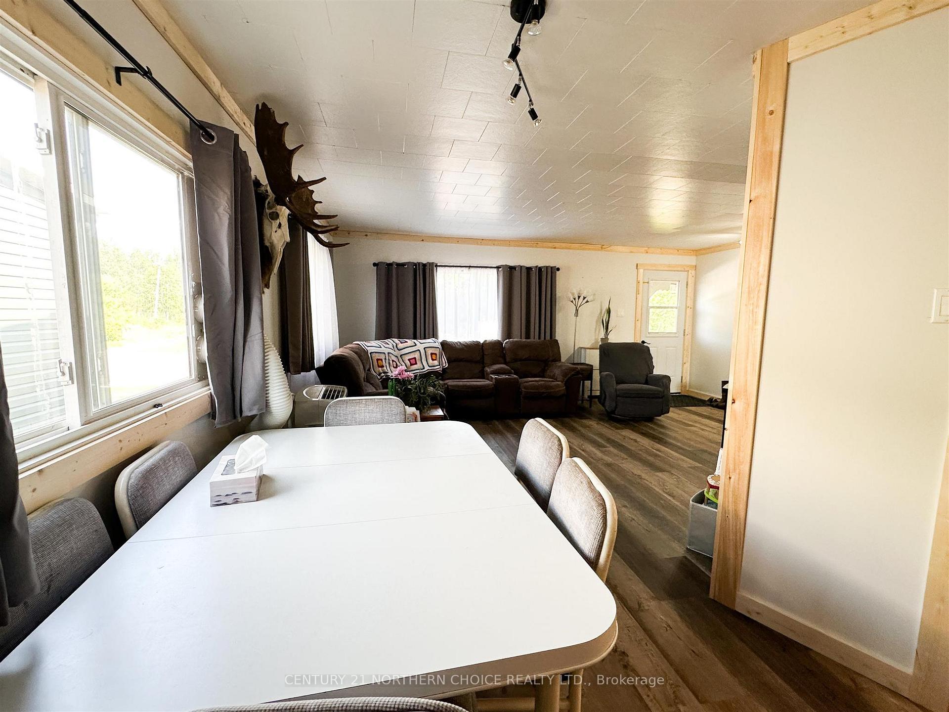 Photo 8 of 129 Detta Road, Red Lake — HOMEH