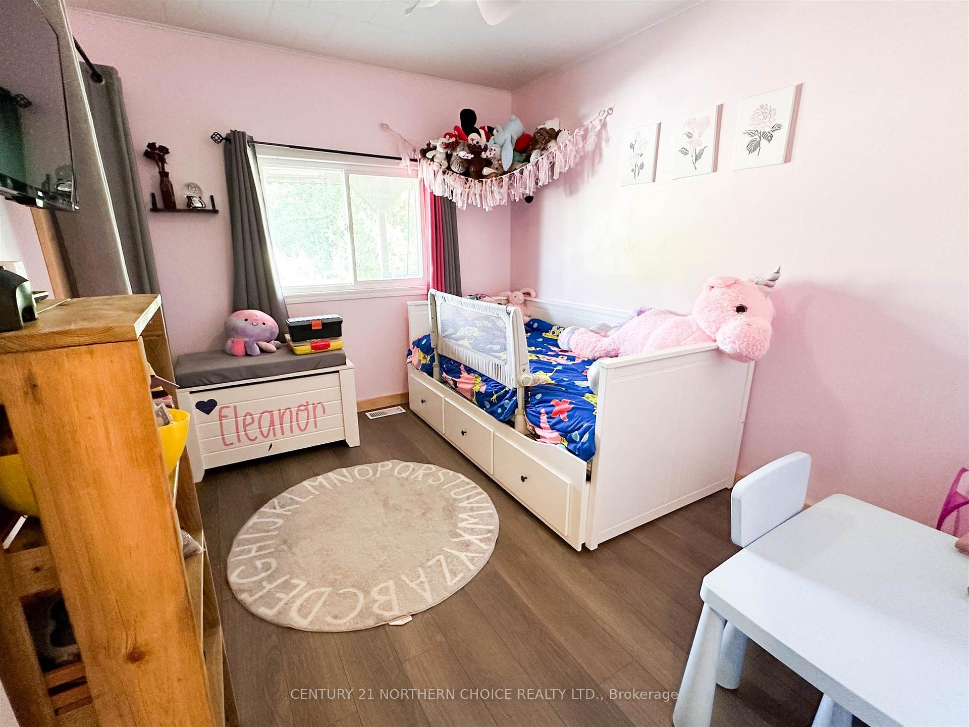 Photo 14 of 129 Detta Road, Red Lake — HOMEH
