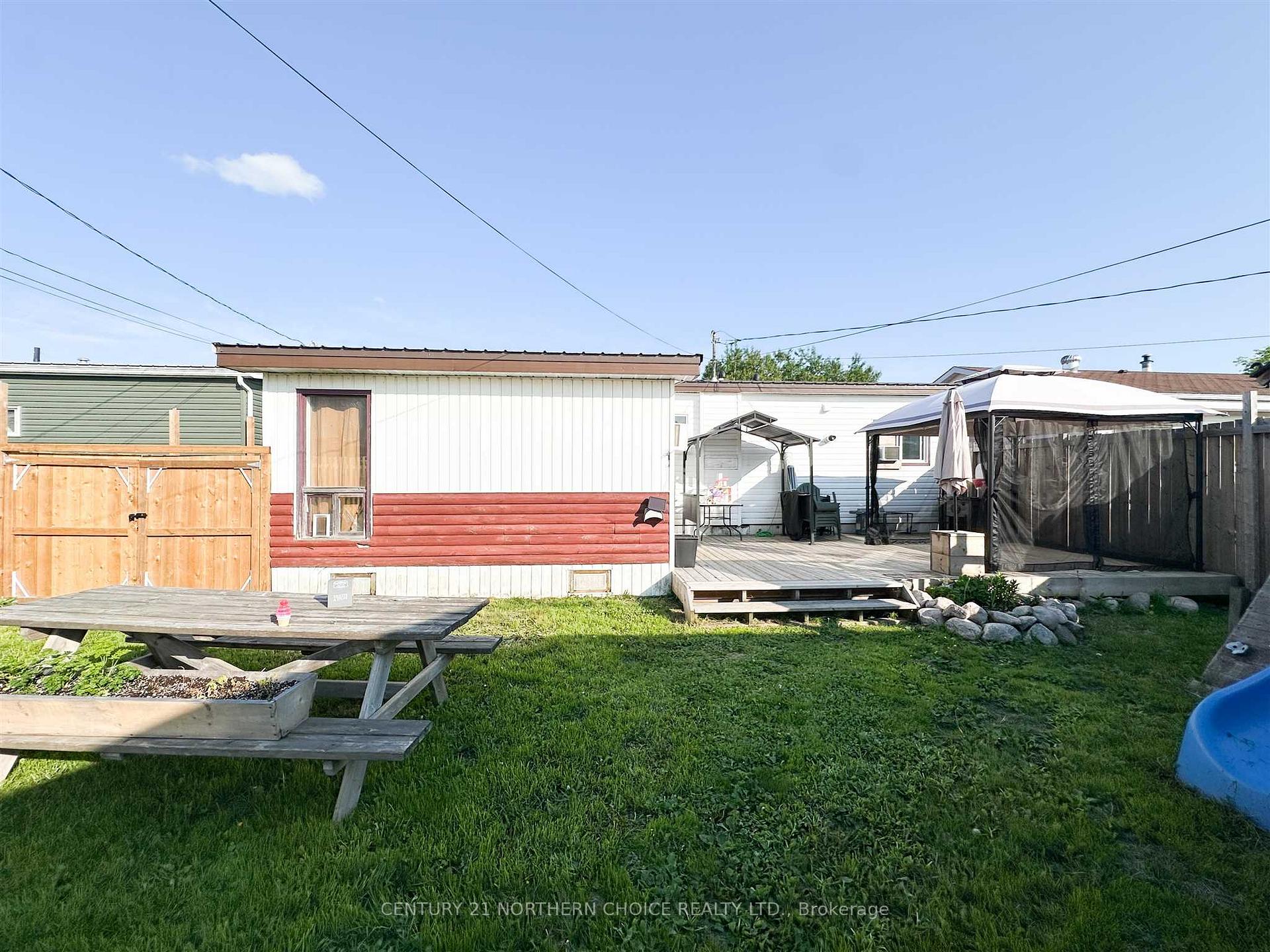 Photo 18 of 129 Detta Road, Red Lake — HOMEH