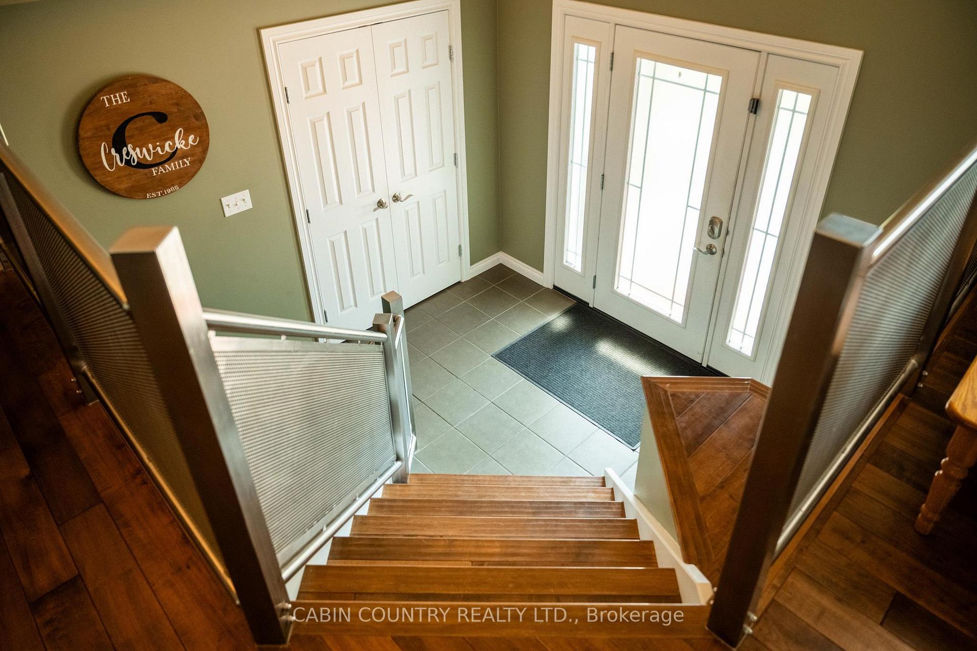 Photo 8 of 31 Shauna Cres, Kenora, Donkirk Heights — HOMEH