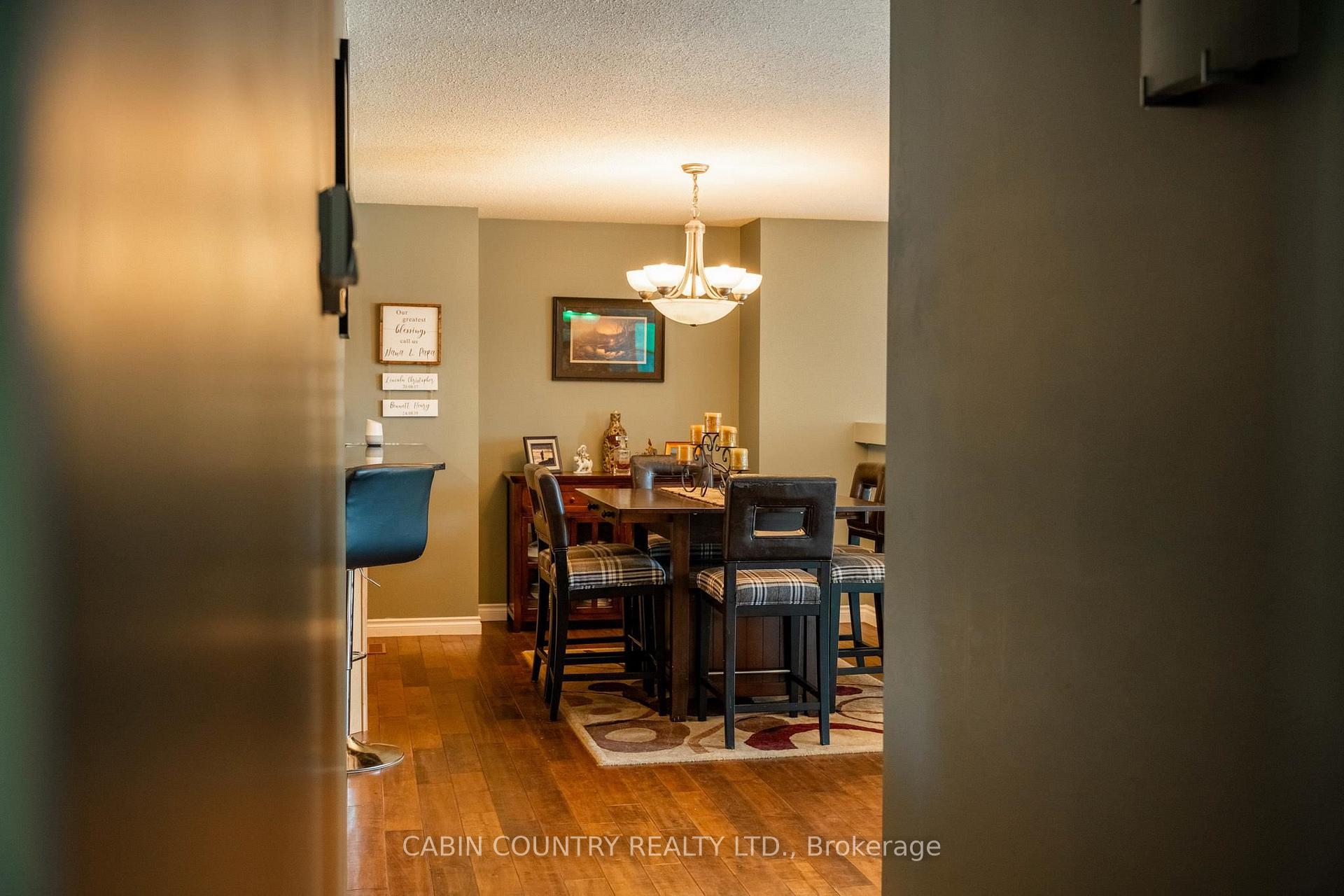 Photo 17 of 31 Shauna Cres, Kenora, Donkirk Heights — HOMEH
