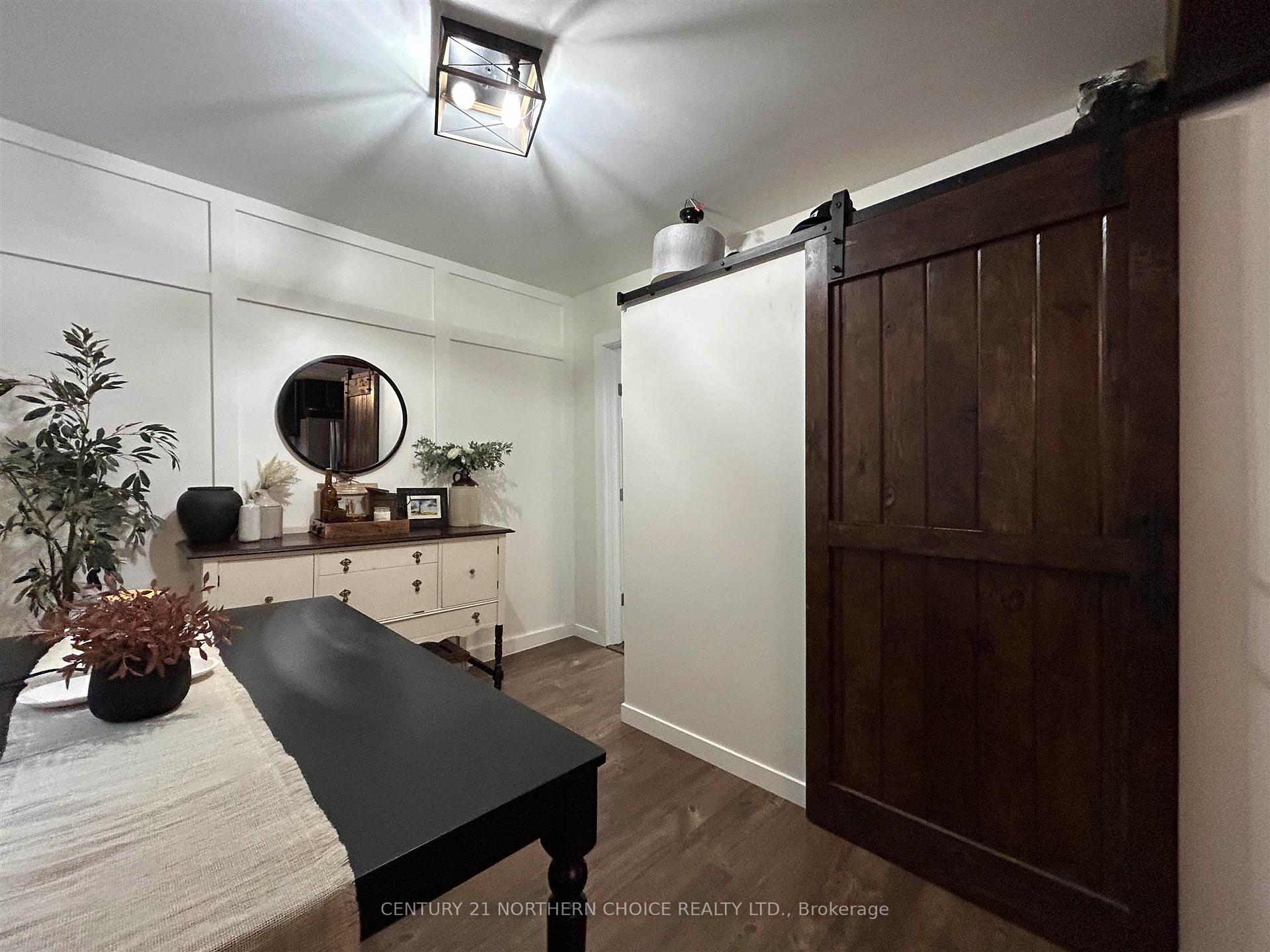Photo 13 of 907 Smith Avenue, Fort Frances — HOMEH