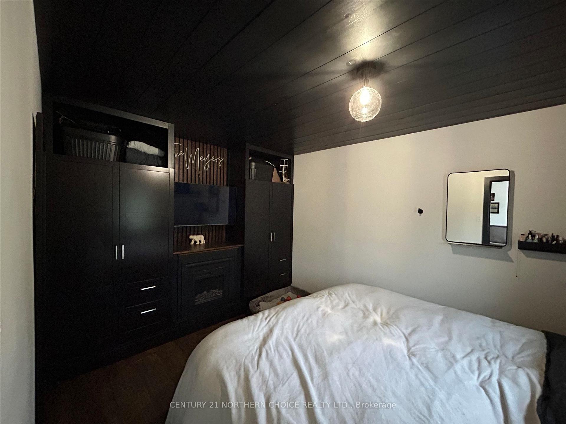 Photo 17 of 907 Smith Avenue, Fort Frances — HOMEH