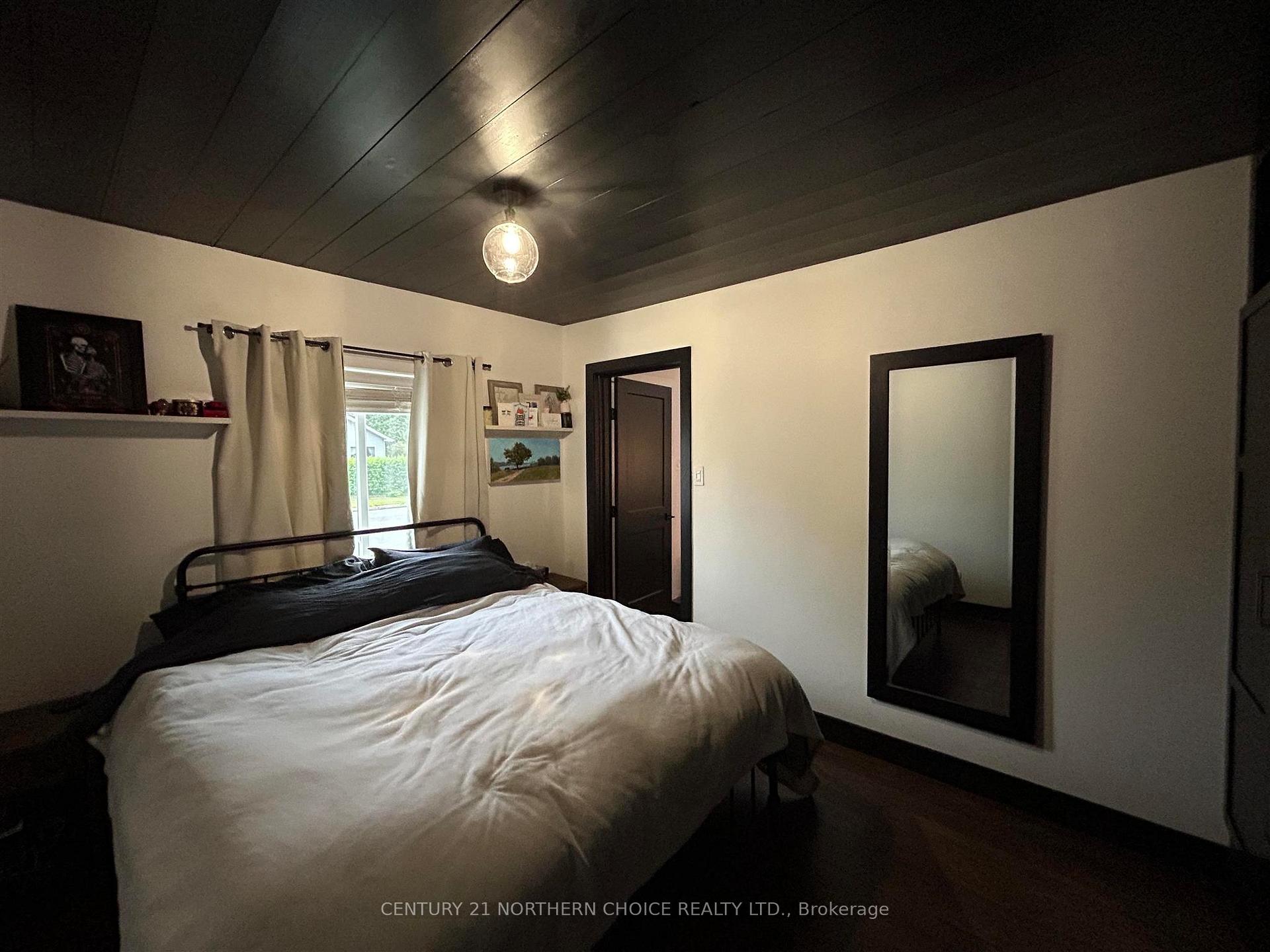 Photo 19 of 907 Smith Avenue, Fort Frances — HOMEH