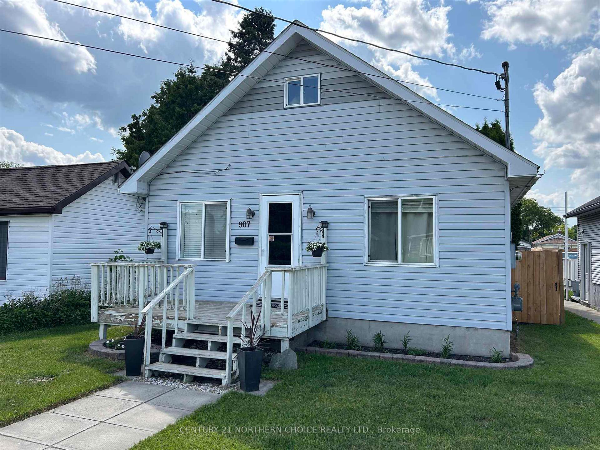 Photo 35 of 907 Smith Avenue, Fort Frances — HOMEH