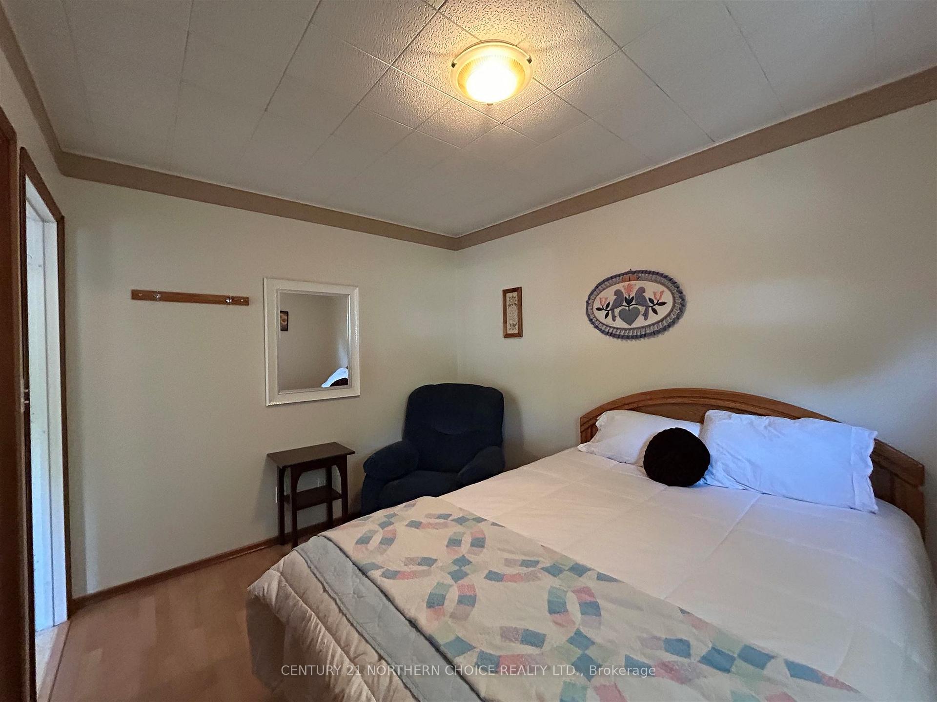 Photo 17 of 919 Smith Avenue, Fort Frances — HOMEH