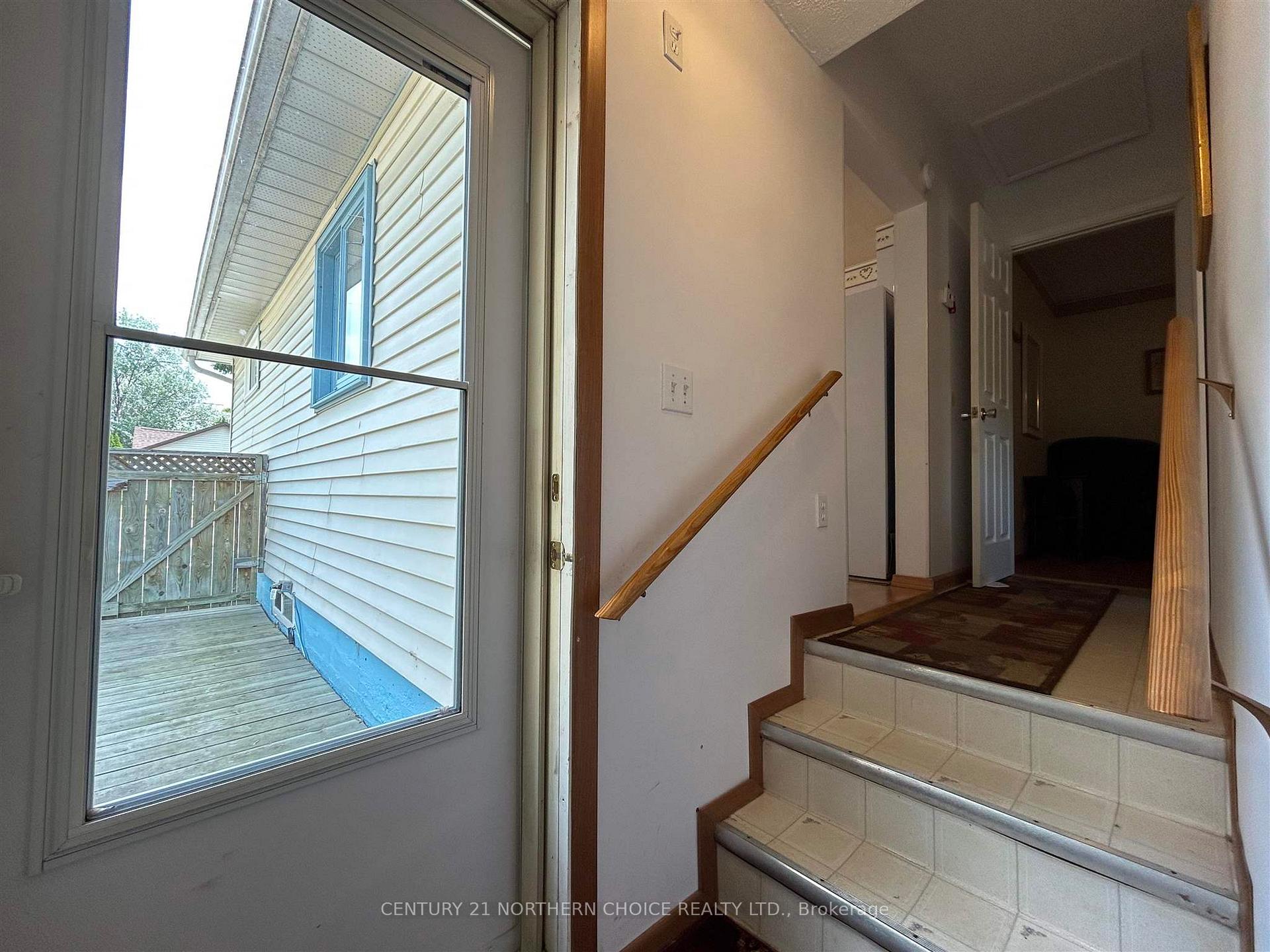 Photo 21 of 919 Smith Avenue, Fort Frances — HOMEH