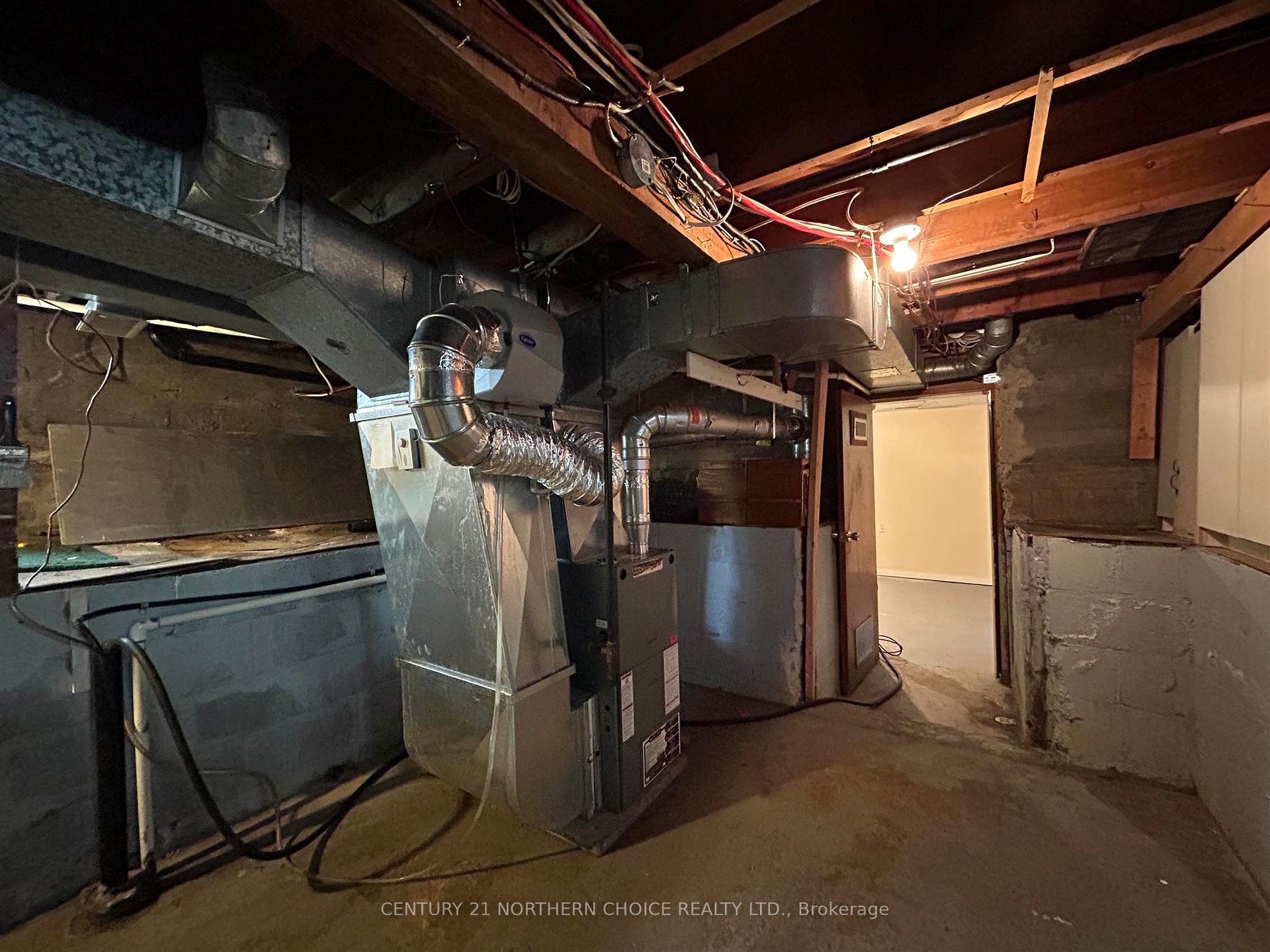 Photo 26 of 919 Smith Avenue, Fort Frances — HOMEH