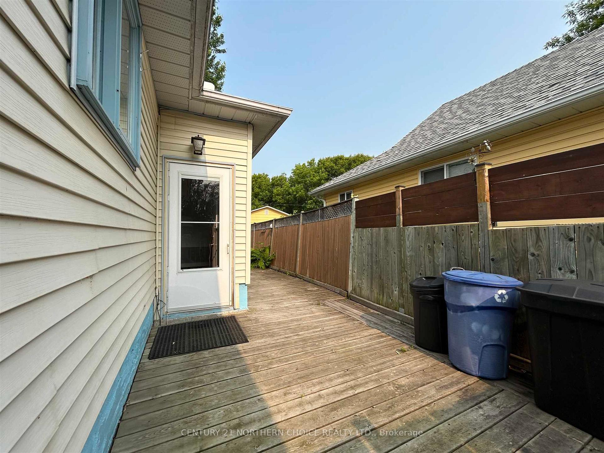 Photo 28 of 919 Smith Avenue, Fort Frances — HOMEH