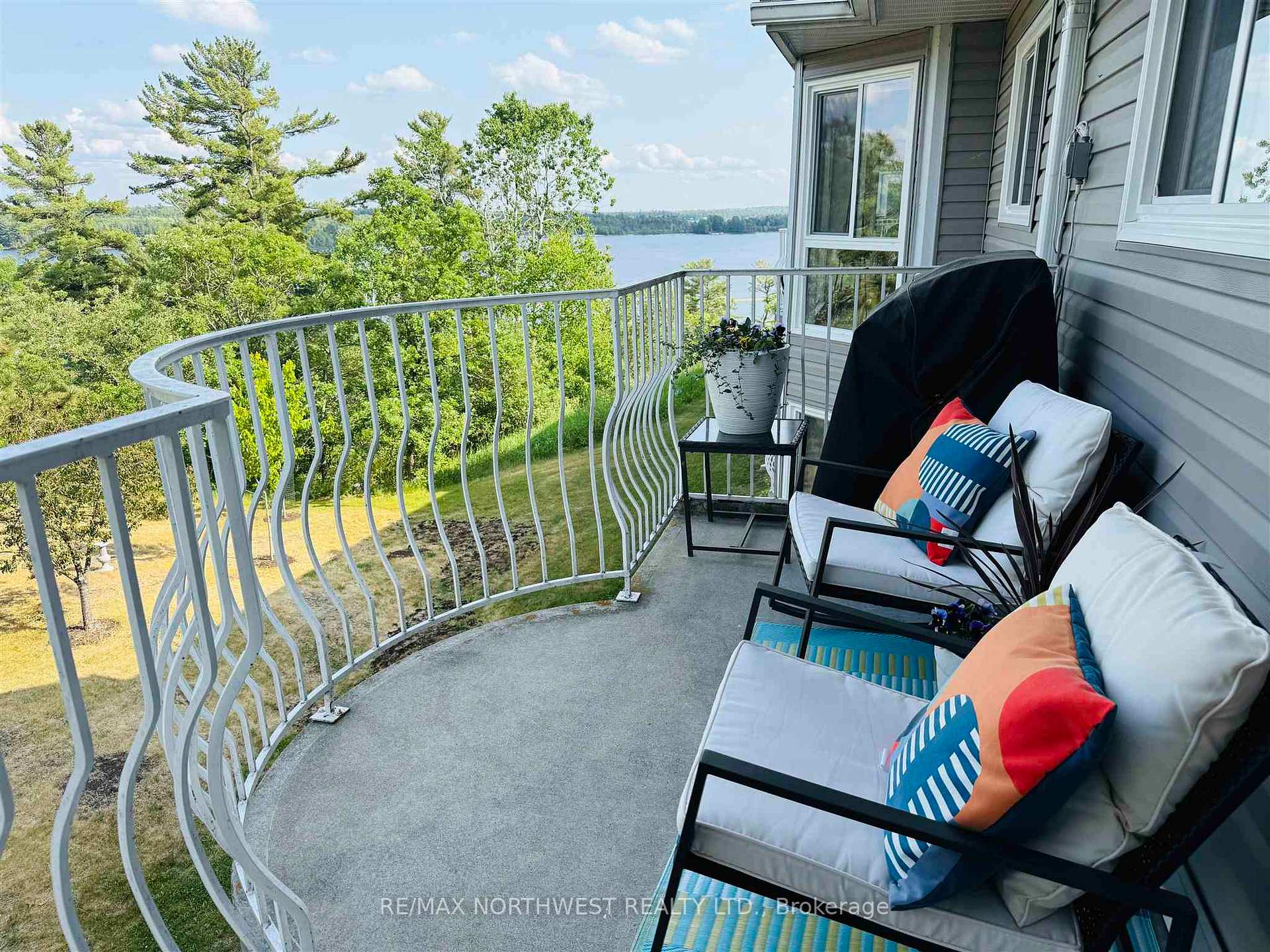 Photo 30 of Unit 303, 471 Lakeview Drive, Kenora, Norman — HOMEH