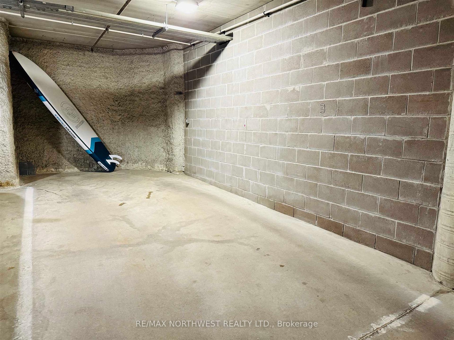 Photo 34 of Unit 303, 471 Lakeview Drive, Kenora, Norman — HOMEH