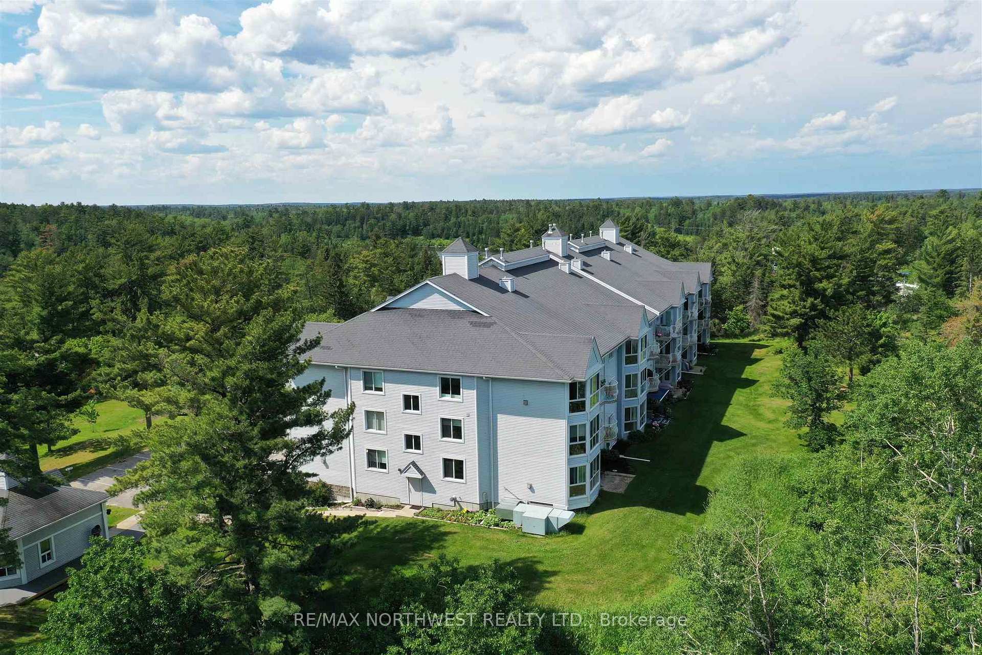 Photo 39 of Unit 303, 471 Lakeview Drive, Kenora, Norman — HOMEH