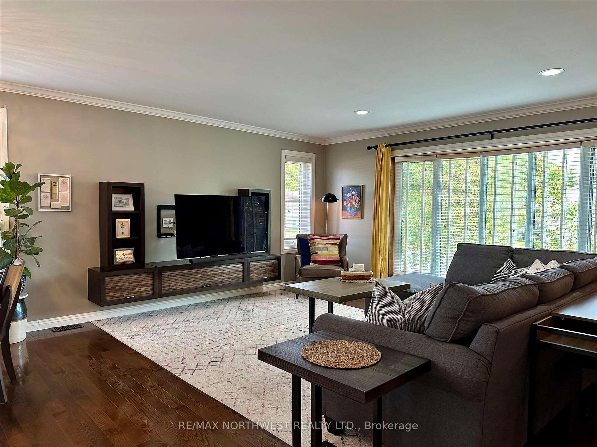 Photo 4 of 624 Third Street E, Fort Frances — HOMEH