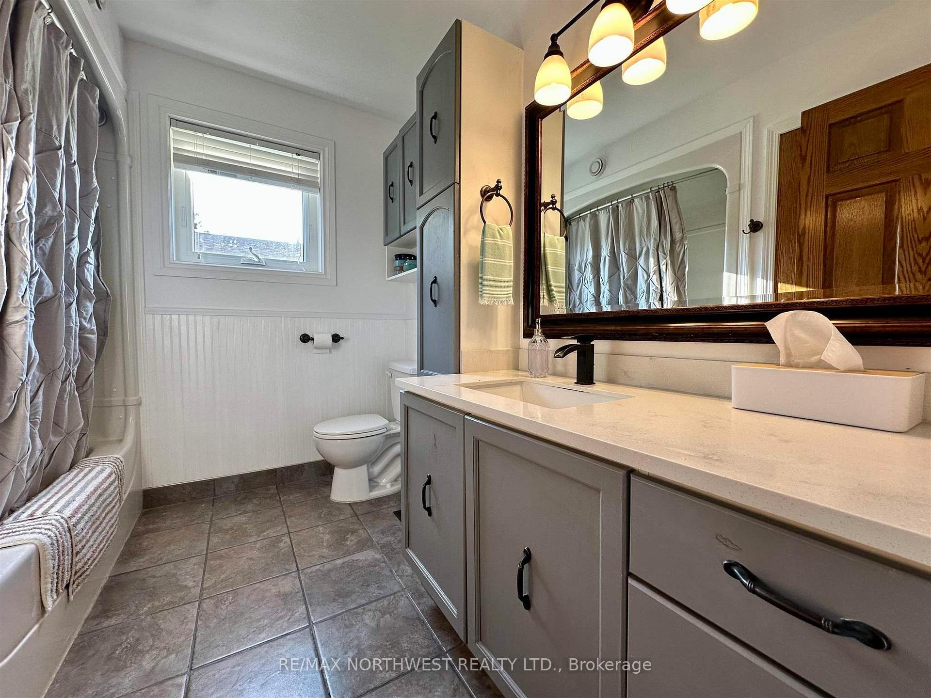 Photo 14 of 624 Third Street E, Fort Frances — HOMEH