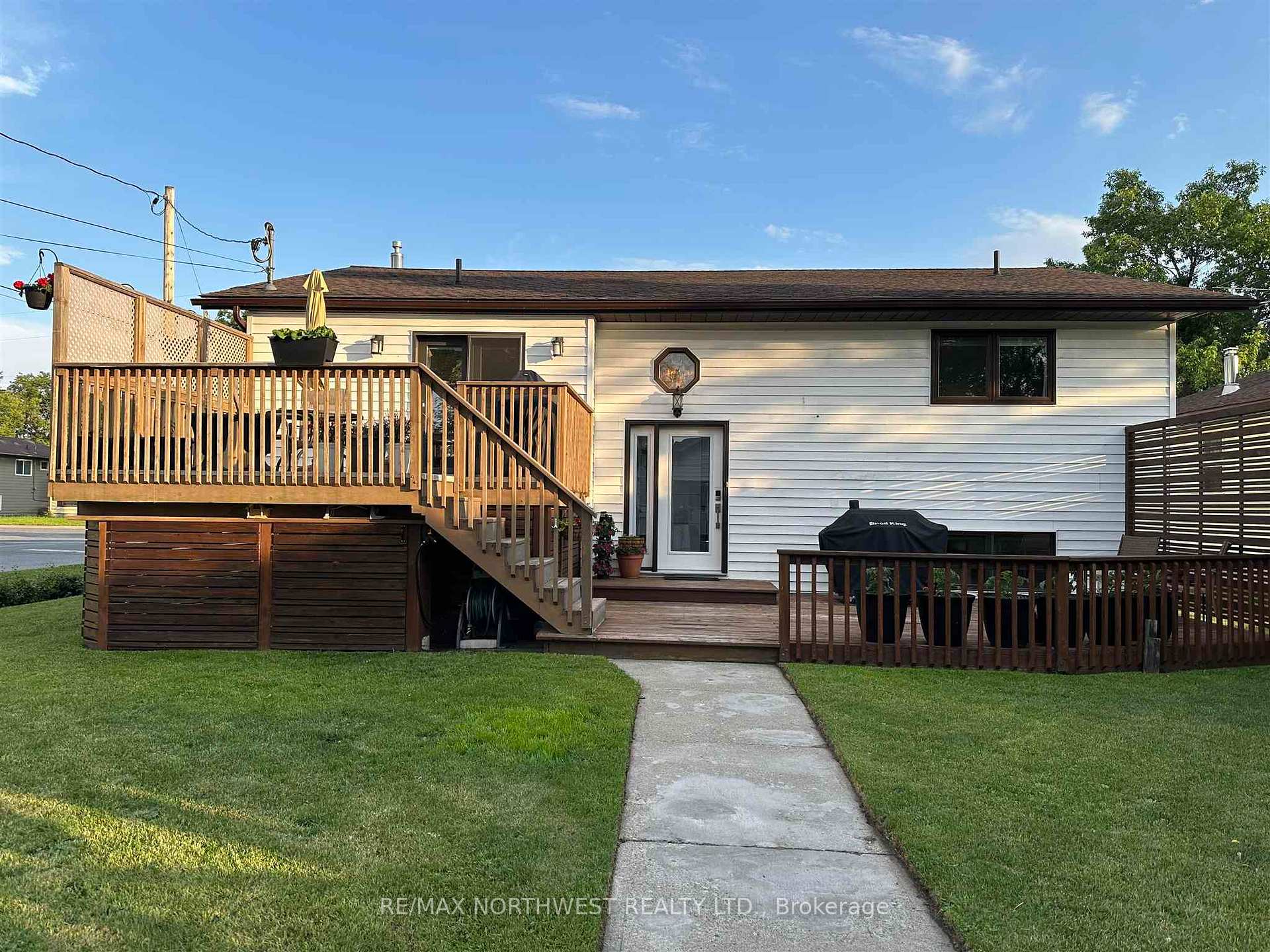 Photo 20 of 624 Third Street E, Fort Frances — HOMEH