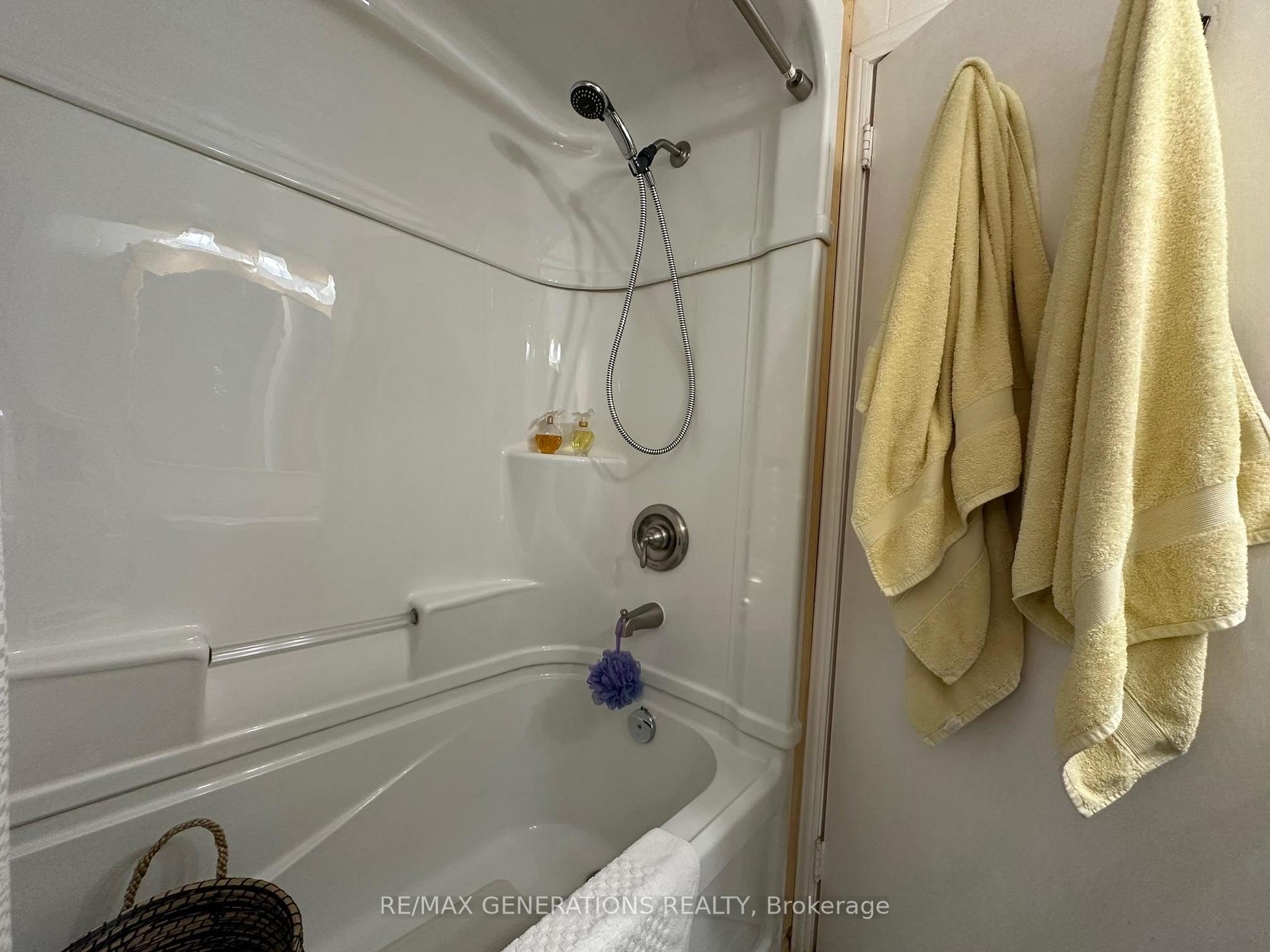 Photo 22 of 12 Hudson Drive, Terrace Bay — HOMEH