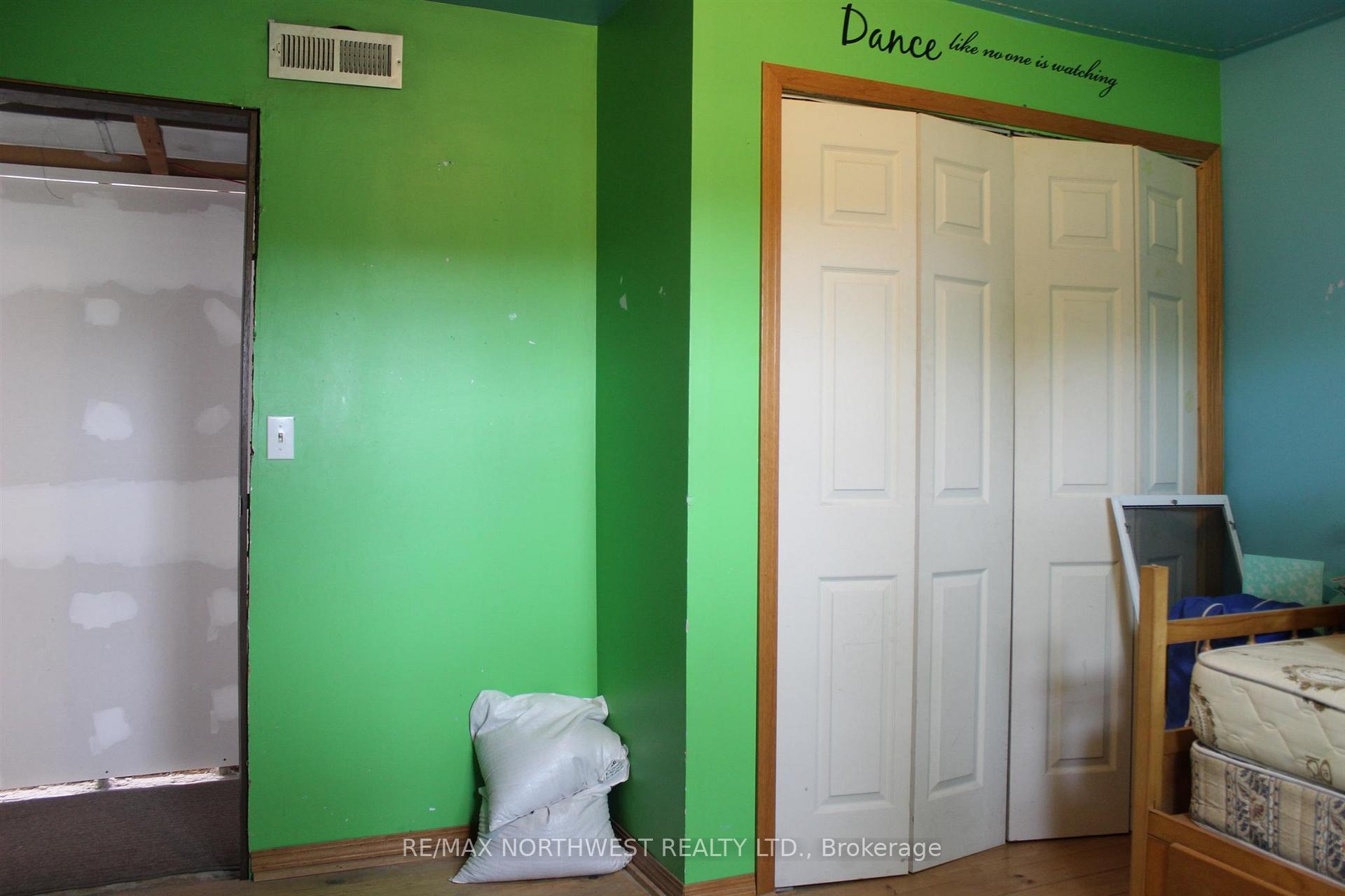 Photo 40 of 8156 Hwy 602, Emo — HOMEH