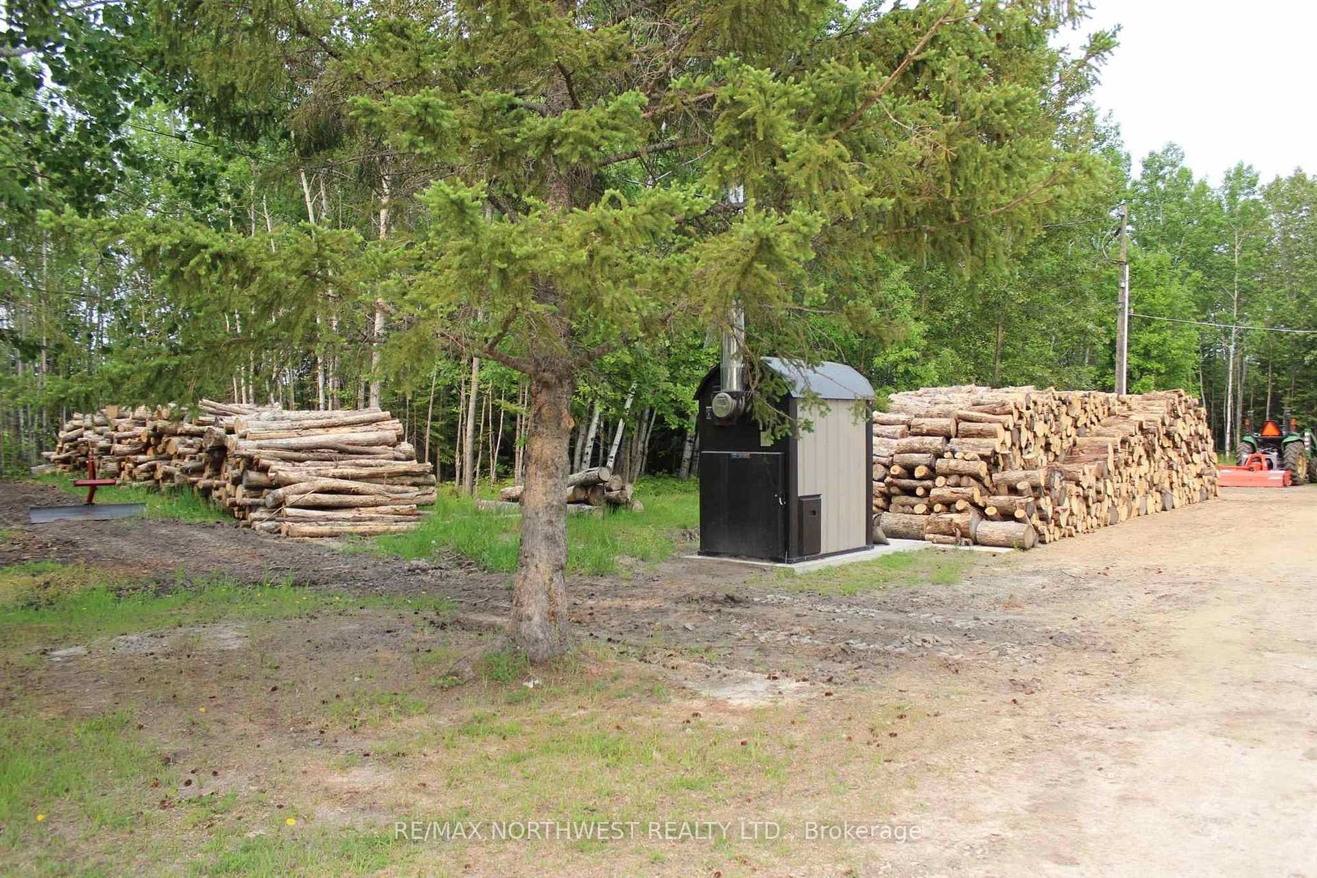Photo 48 of 8156 Hwy 602, Emo — HOMEH