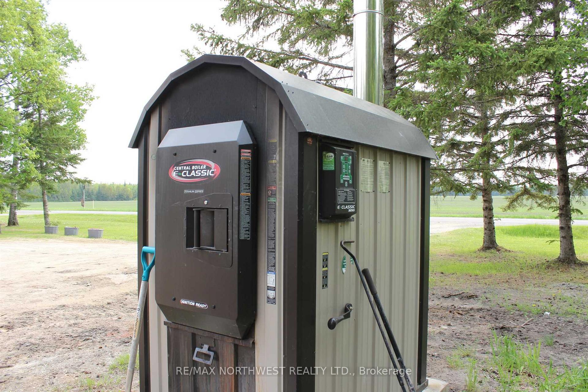Photo 49 of 8156 Hwy 602, Emo — HOMEH