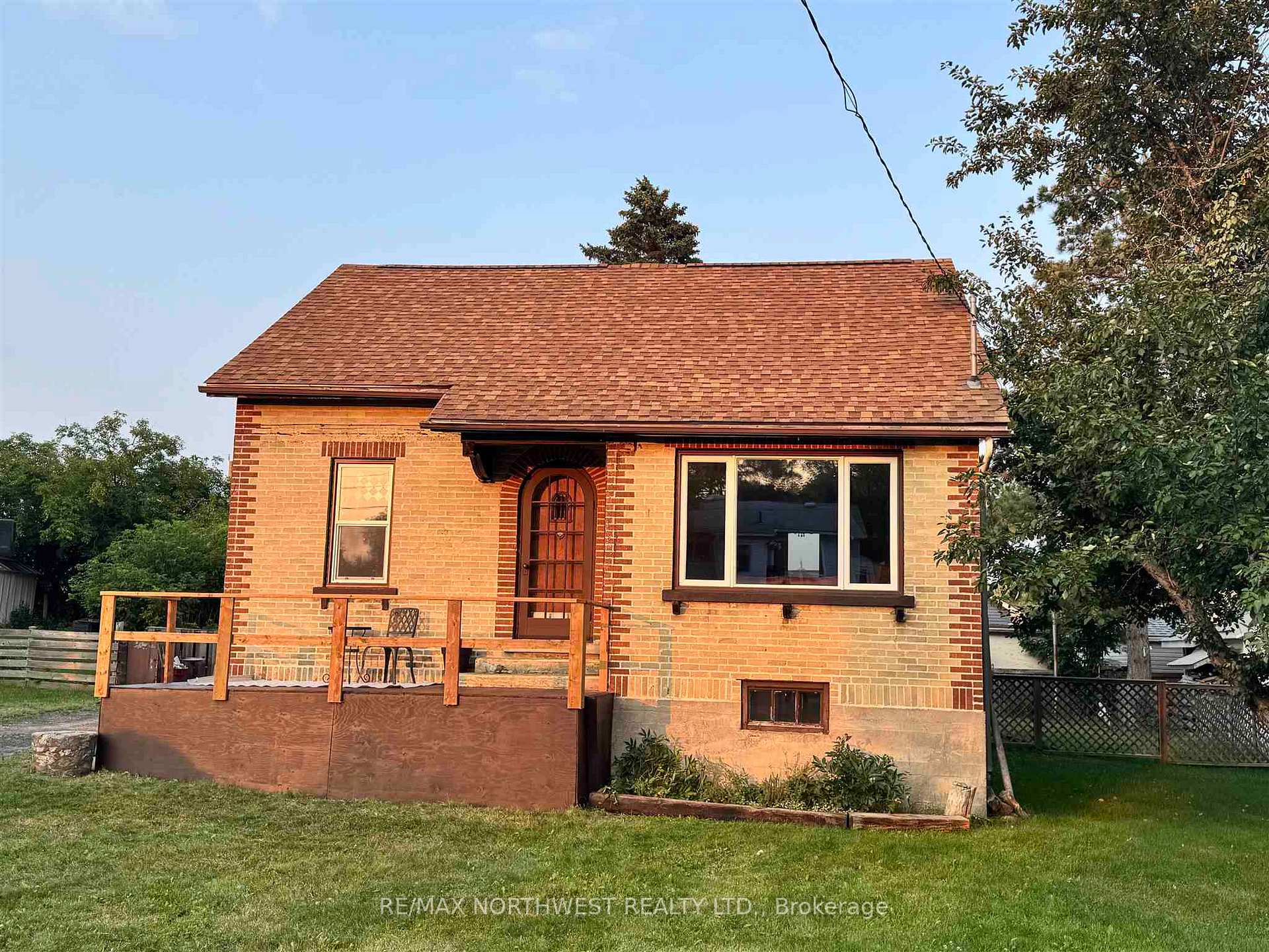Photo 1 of 315 Main Street, Kenora, Keewatin — HOMEH