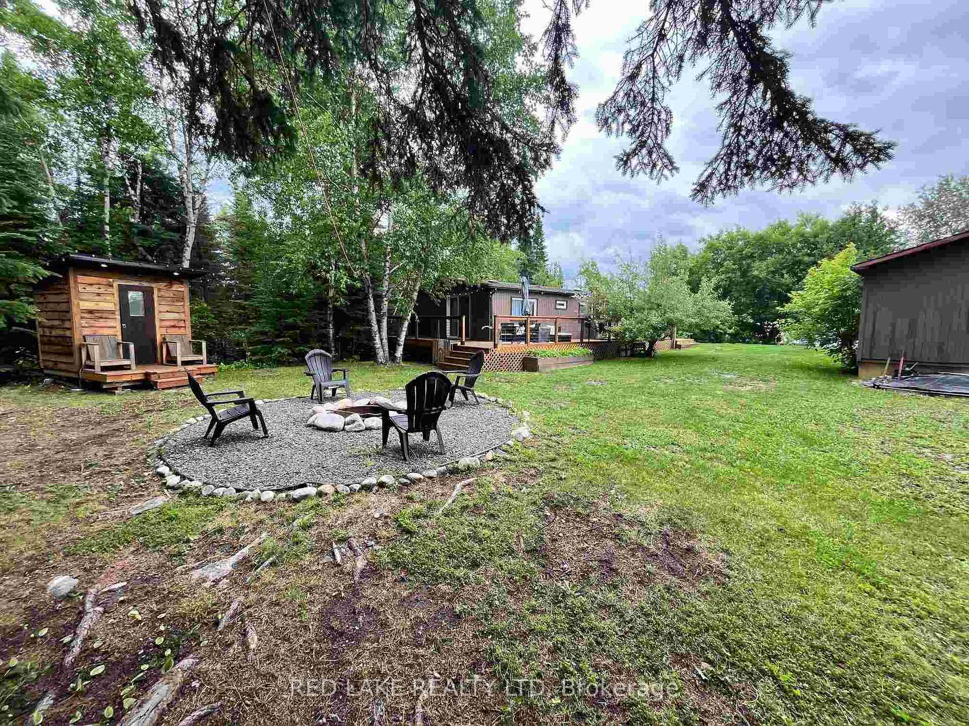 Photo 5 of 38 Berry Drive, Red Lake — HOMEH