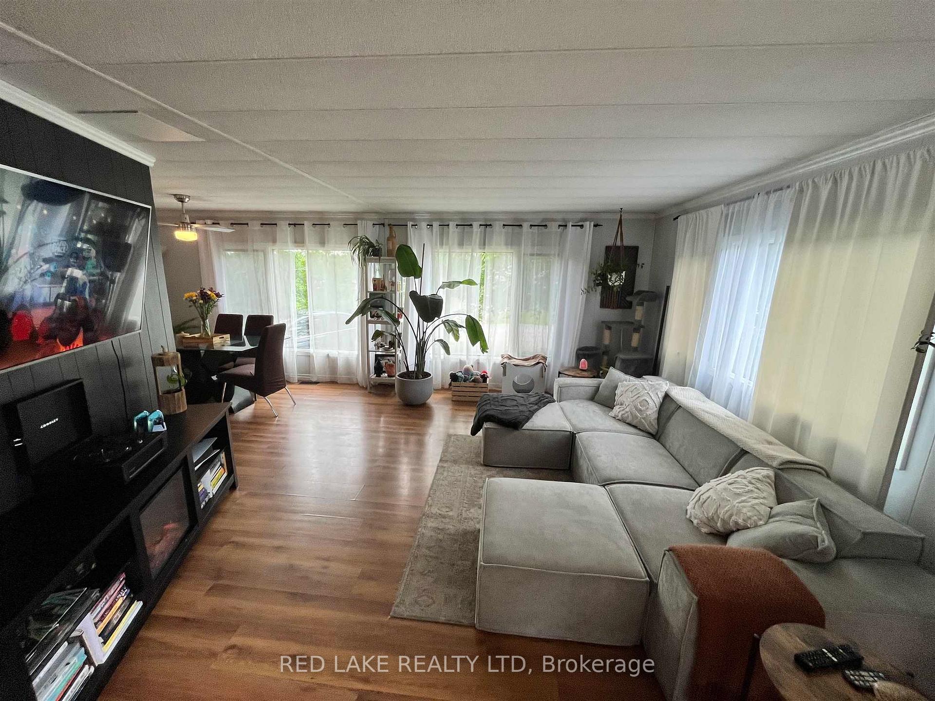 Photo 9 of 38 Berry Drive, Red Lake — HOMEH