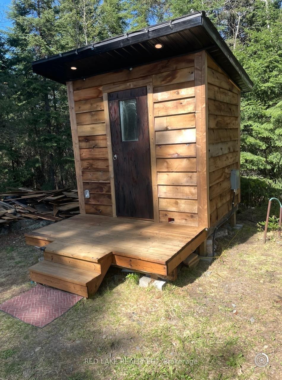 Photo 21 of 38 Berry Drive, Red Lake — HOMEH