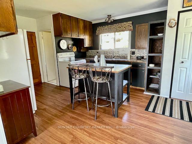Photo 2 of 111 Northshore Road, Dryden, Thunder Lake — HOMEH